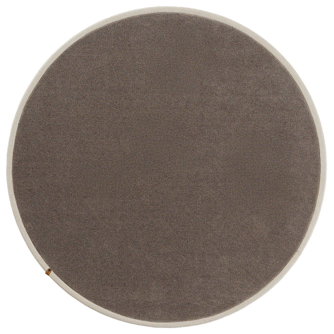 D400 CM BOUNTY 92 MONTEREY Rug 80104 - Rugs - ebarza Furniture UAE | Shop Modern Furniture in Abu Dhabi & Dubai - مفروشات ايبازرا في الامارات | تسوق اثاث عصري وديكورات مميزة في دبي وابوظبي