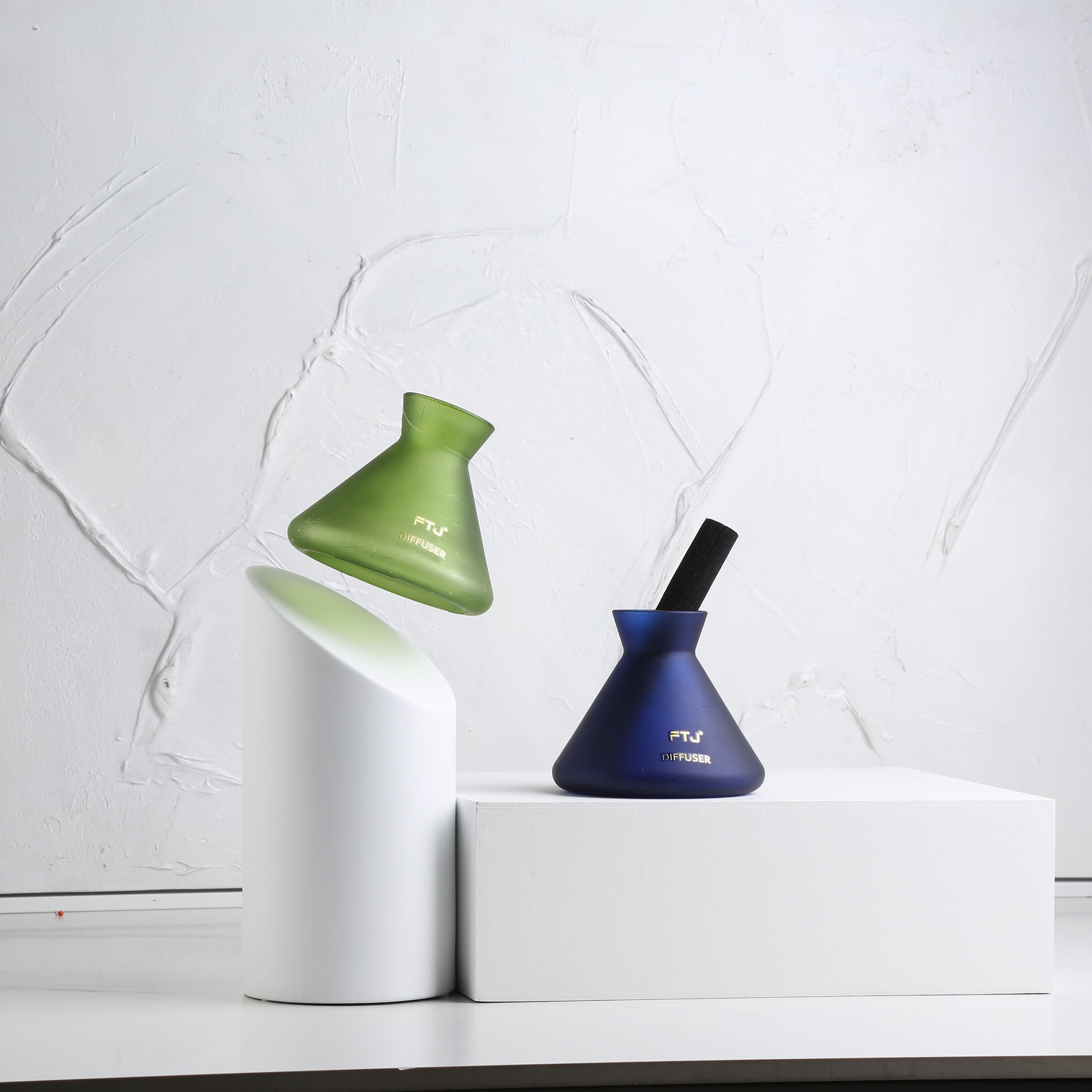 Colorful series- frosted green FD-FTJ039 - Stick Diffusers - ebarza Furniture UAE | Shop Modern Furniture in Abu Dhabi & Dubai - مفروشات ايبازرا في الامارات | تسوق اثاث عصري وديكورات مميزة في دبي وابوظبي