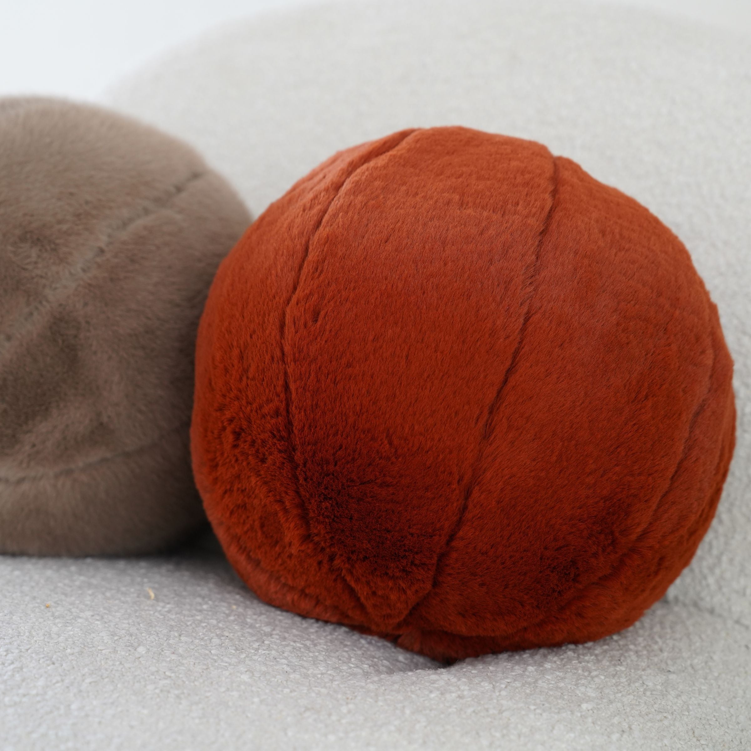 D30cm SKJG Acq Plush Ball Cushion(with filling) ECC145 -  Cushions - ebarza Furniture UAE | Shop Modern Furniture in Abu Dhabi & Dubai - مفروشات ايبازرا في الامارات | تسوق اثاث عصري وديكورات مميزة في دبي وابوظبي