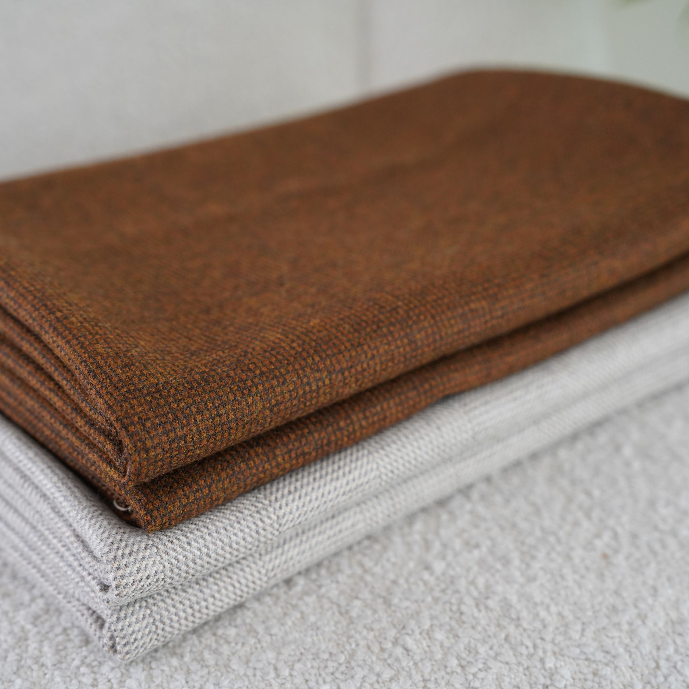 Ebarza Cartier Monochrome Wool Blanket ETB023 -  Blankets - ebarza Furniture UAE | Shop Modern Furniture in Abu Dhabi & Dubai - مفروشات ايبازرا في الامارات | تسوق اثاث عصري وديكورات مميزة في دبي وابوظبي