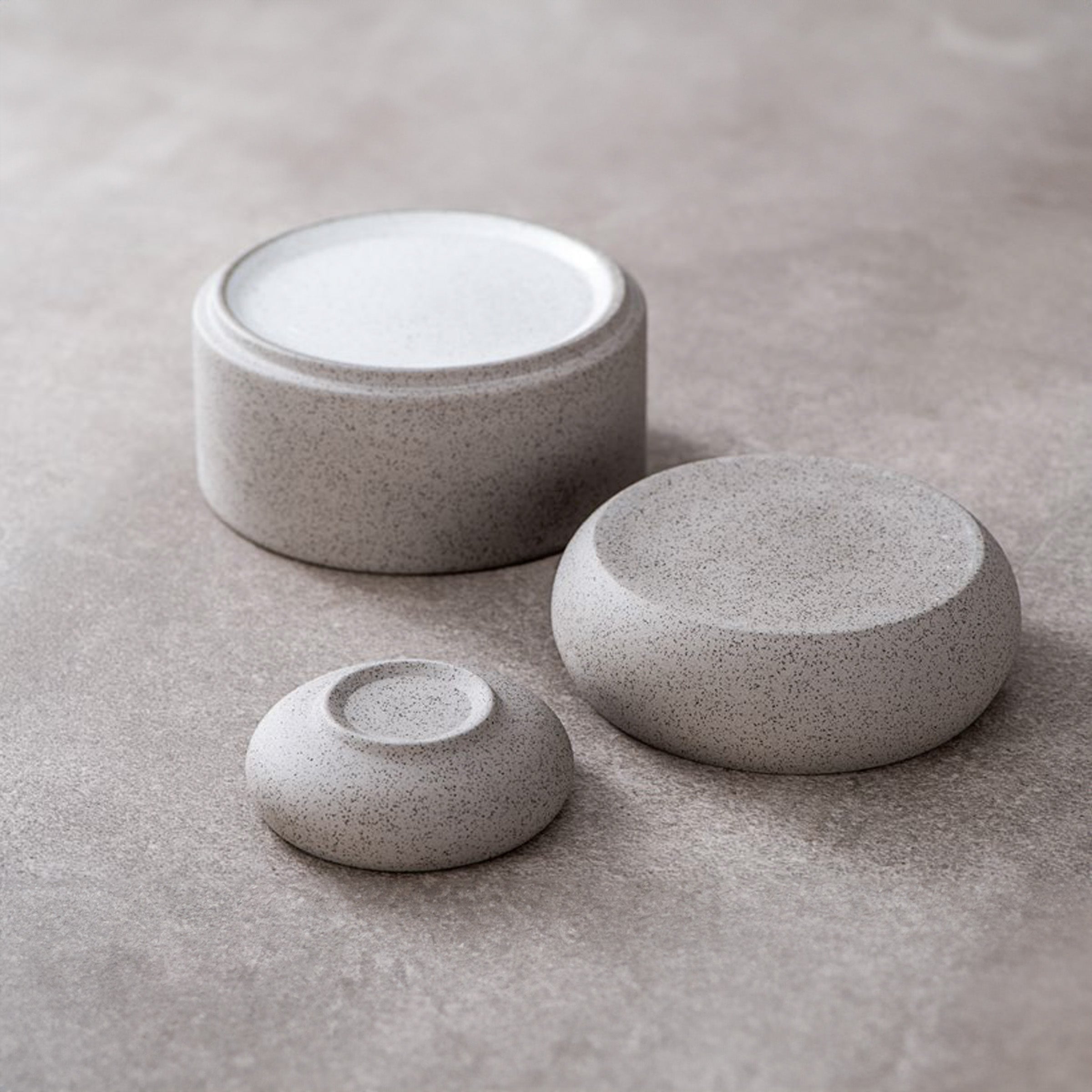 NORDIC WESTERN Round Plate 14CM E746-B- 06214 14CM -  Plates - ebarza Furniture UAE | Shop Modern Furniture in Abu Dhabi & Dubai - مفروشات ايبازرا في الامارات | تسوق اثاث عصري وديكورات مميزة في دبي وابوظبي