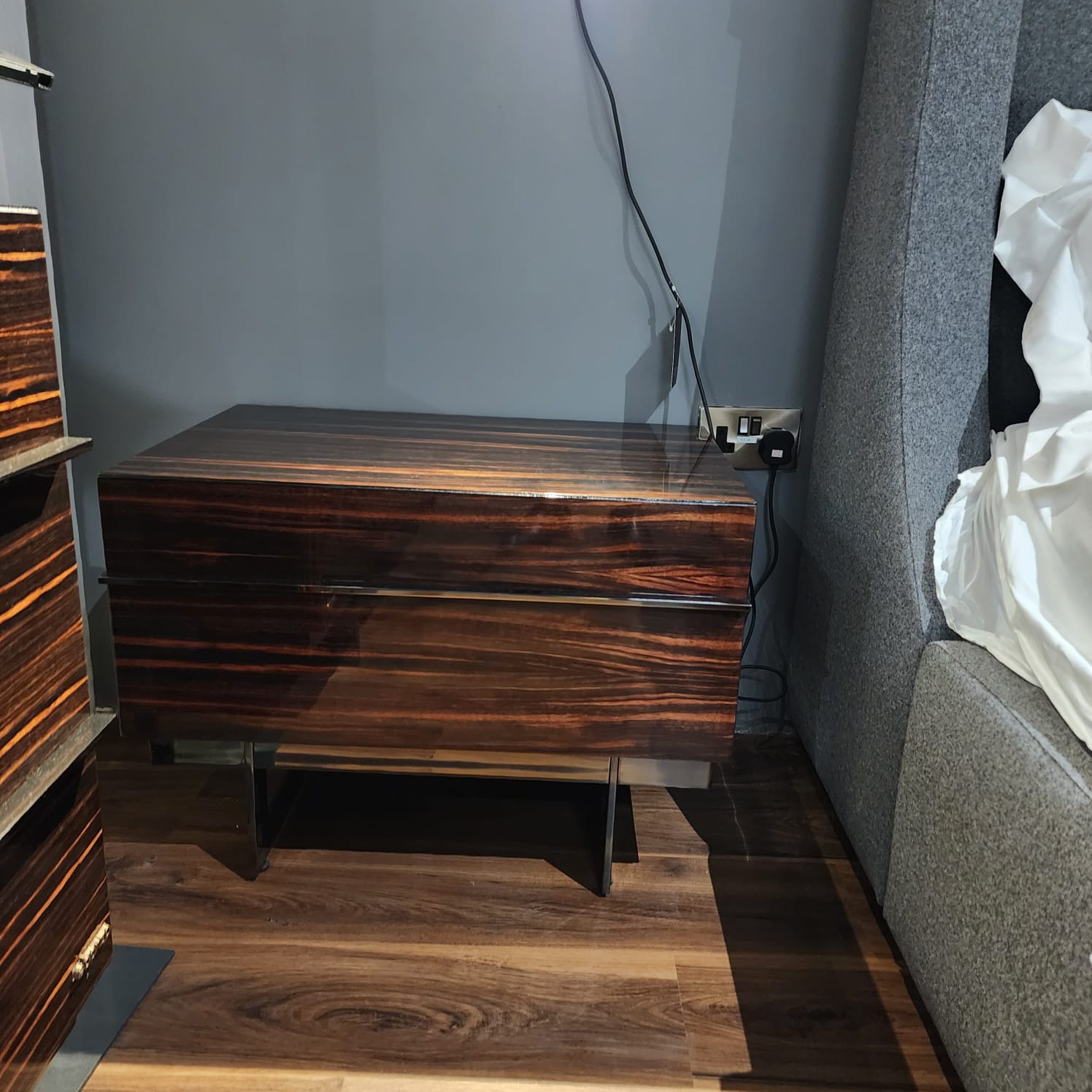 Display Item - Prada Elegant Bedroom Set PradaElegant-YAS - DISPLAY ITEM - ebarza Furniture UAE | Shop Modern Furniture in Abu Dhabi & Dubai - مفروشات ايبازرا في الامارات | تسوق اثاث عصري وديكورات مميزة في دبي وابوظبي