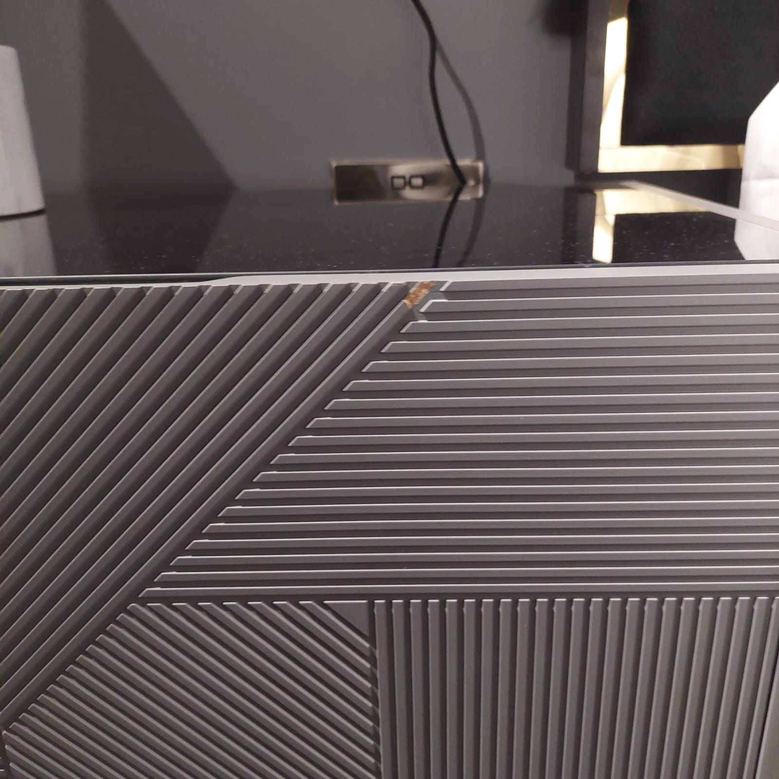 Display Item - Grey Bedroom set Diva022-BedroomYAS - DISPLAY ITEM - ebarza Furniture UAE | Shop Modern Furniture in Abu Dhabi & Dubai - مفروشات ايبازرا في الامارات | تسوق اثاث عصري وديكورات مميزة في دبي وابوظبي