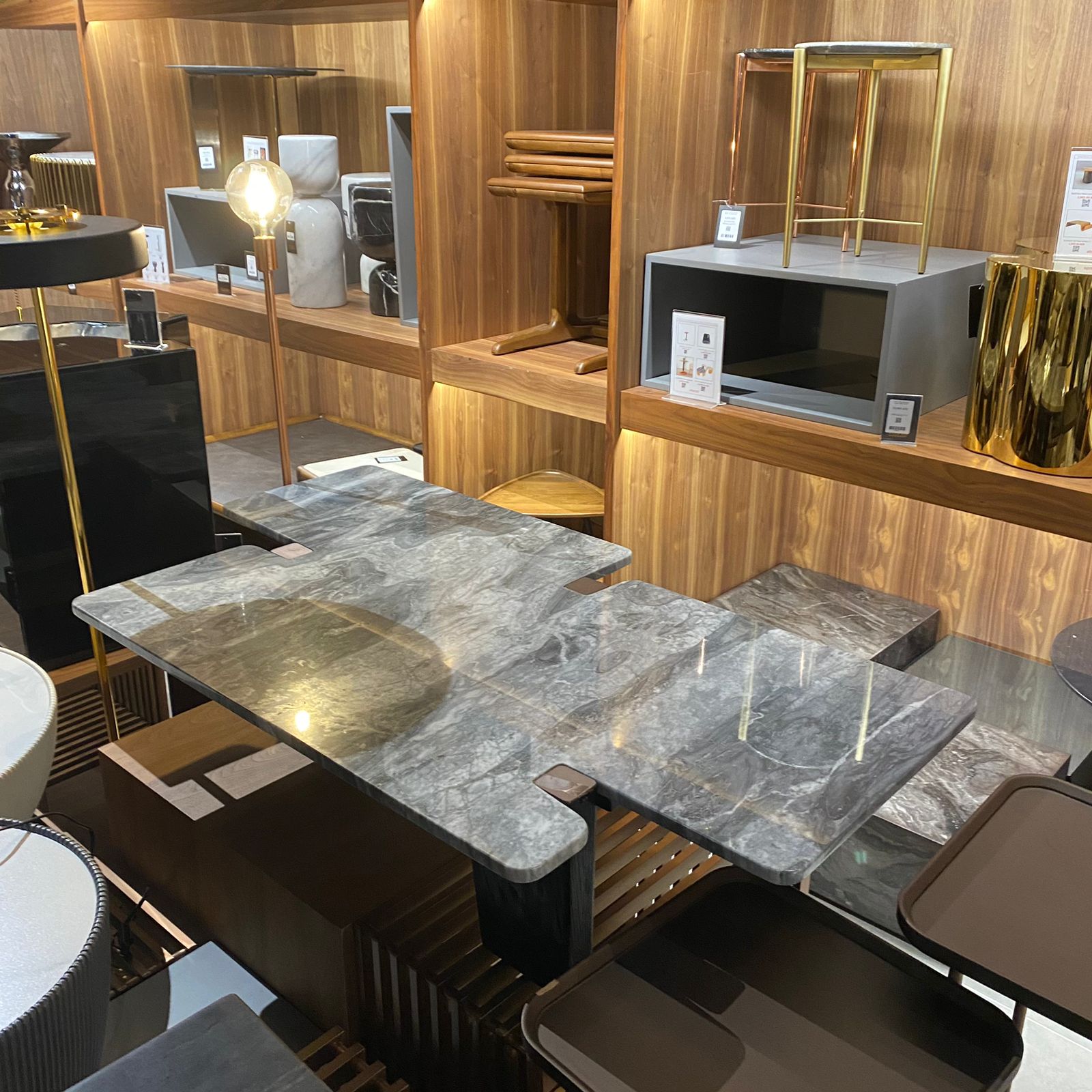 Display Item - Silvia Center Table Ct02-Dz449Ct YAS-DISPLAY - DISPLAY ITEM - ebarza Furniture UAE | Shop Modern Furniture in Abu Dhabi & Dubai - مفروشات ايبازرا في الامارات | تسوق اثاث عصري وديكورات مميزة في دبي وابوظبي