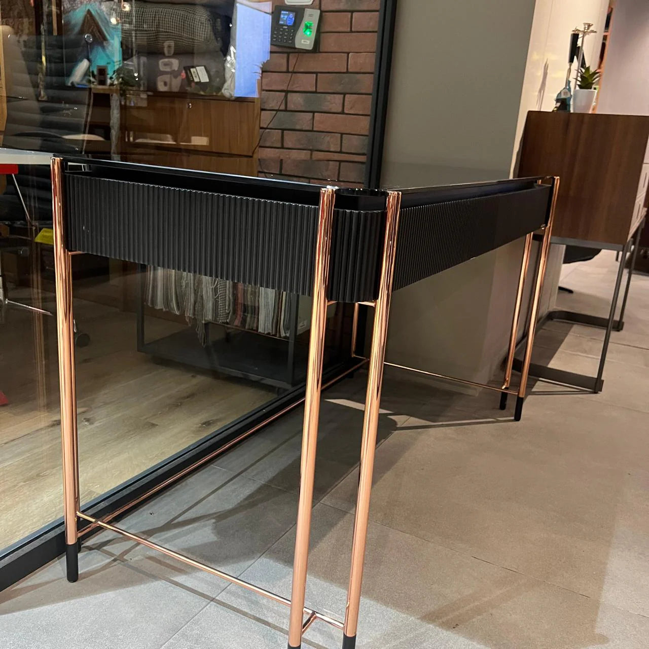 Display Item - Dali study Desk Td-Dl144Wd-NAKHEEL - DISPLAY ITEM - ebarza Furniture UAE | Shop Modern Furniture in Abu Dhabi & Dubai - مفروشات ايبازرا في الامارات | تسوق اثاث عصري وديكورات مميزة في دبي وابوظبي