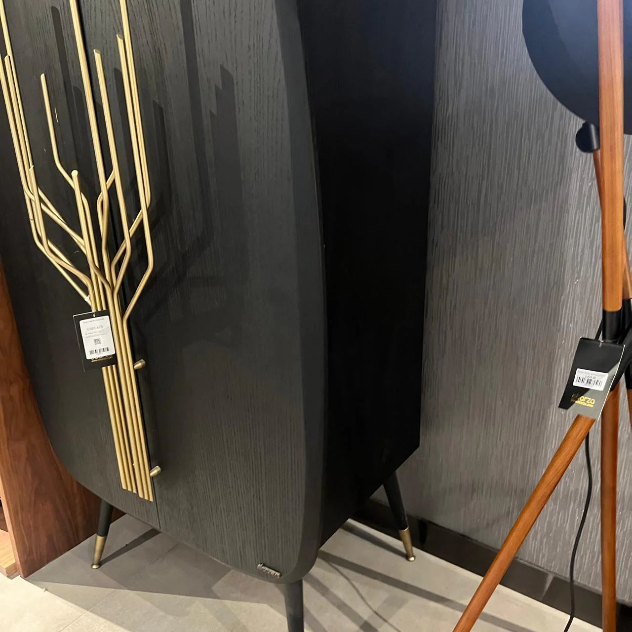 Display Item - Bug Cabinet Bug-Cab-NAKHEEL - DISPLAY ITEM - ebarza Furniture UAE | Shop Modern Furniture in Abu Dhabi & Dubai - مفروشات ايبازرا في الامارات | تسوق اثاث عصري وديكورات مميزة في دبي وابوظبي