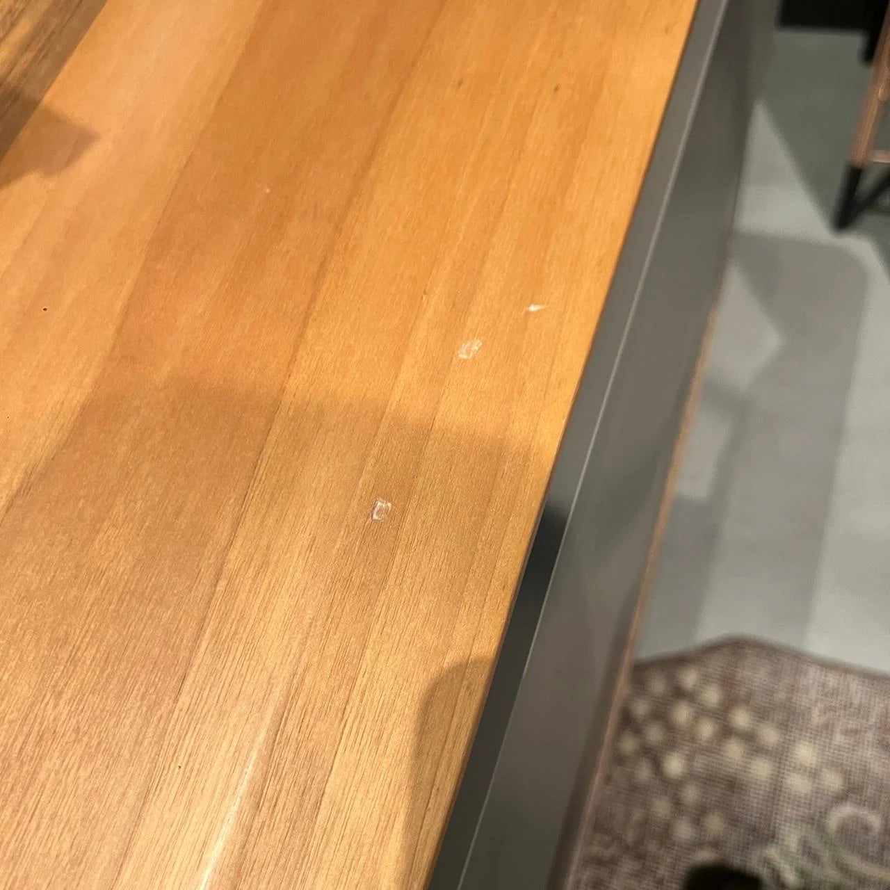 Display Item - Zen Sideboard Zen003-Veneer-Top-NAKHEEL - DISPLAY ITEM - ebarza Furniture UAE | Shop Modern Furniture in Abu Dhabi & Dubai - مفروشات ايبازرا في الامارات | تسوق اثاث عصري وديكورات مميزة في دبي وابوظبي
