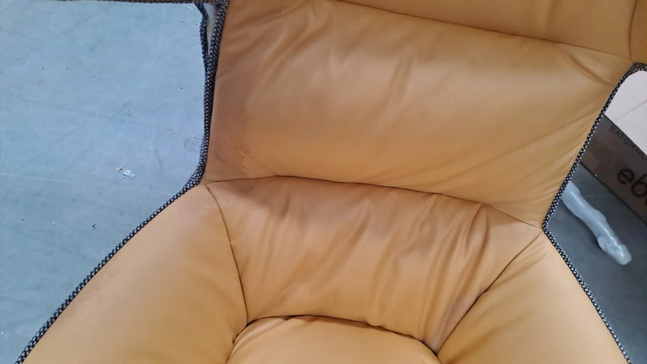 AS IS - Monaco Swivel Lounge Chair LC001 - DISPLAY ITEM - ebarza Furniture UAE | Shop Modern Furniture in Abu Dhabi & Dubai - مفروشات ايبازرا في الامارات | تسوق اثاث عصري وديكورات مميزة في دبي وابوظبي