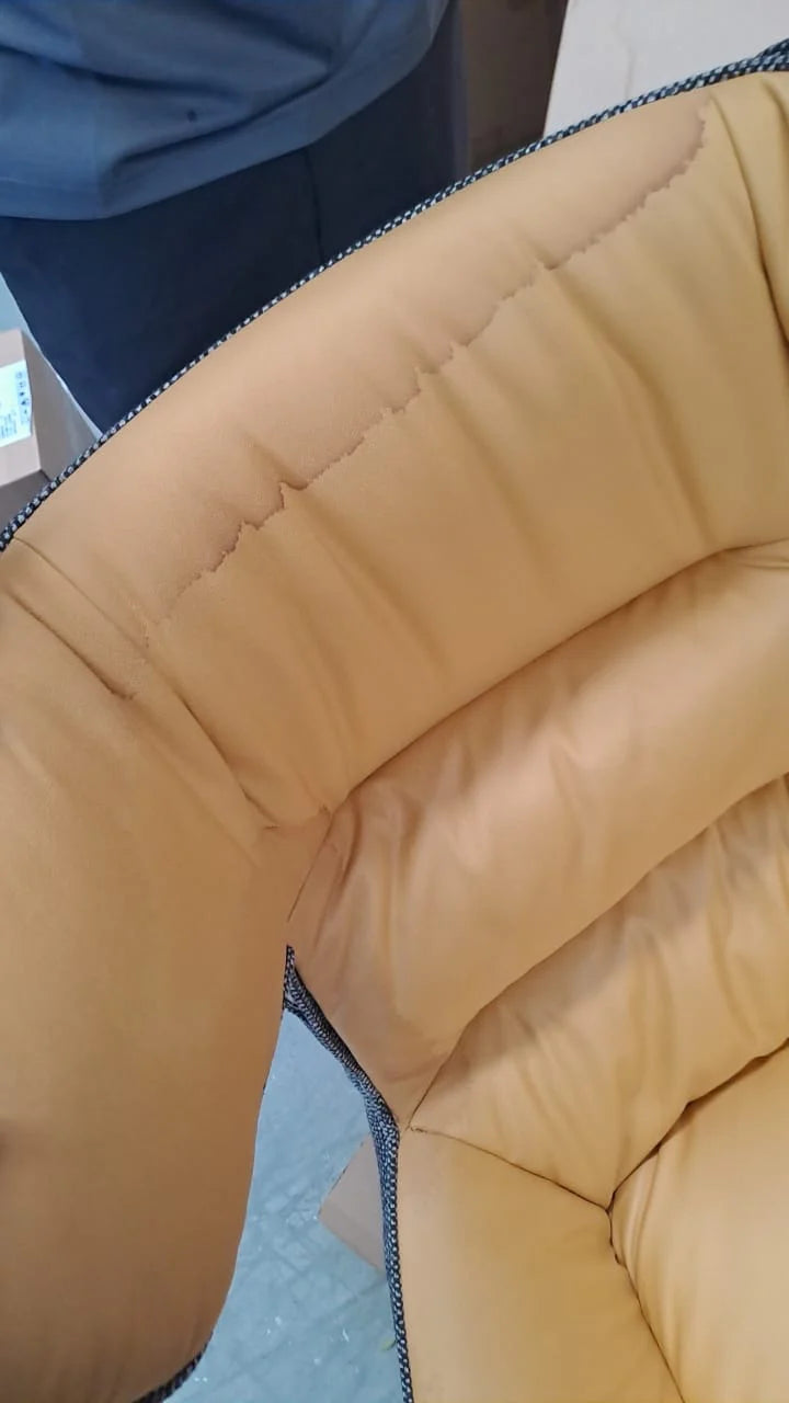 AS IS - Monaco Swivel Lounge Chair LC001 - DISPLAY ITEM - ebarza Furniture UAE | Shop Modern Furniture in Abu Dhabi & Dubai - مفروشات ايبازرا في الامارات | تسوق اثاث عصري وديكورات مميزة في دبي وابوظبي