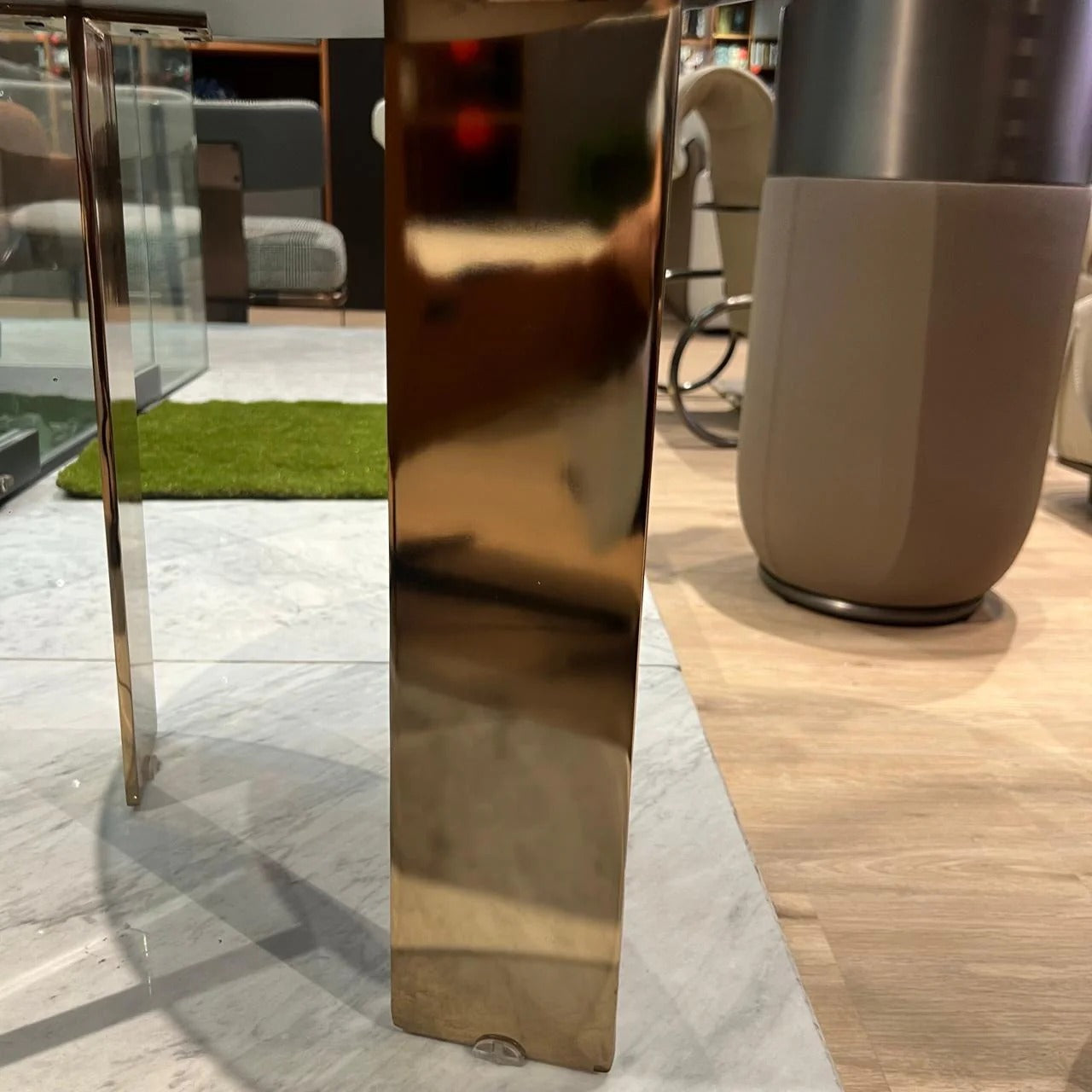 Display Item - Heritage Side Table Hei-Table001-Nakheel - DISPLAY ITEM - ebarza Furniture UAE | Shop Modern Furniture in Abu Dhabi & Dubai - مفروشات ايبازرا في الامارات | تسوق اثاث عصري وديكورات مميزة في دبي وابوظبي