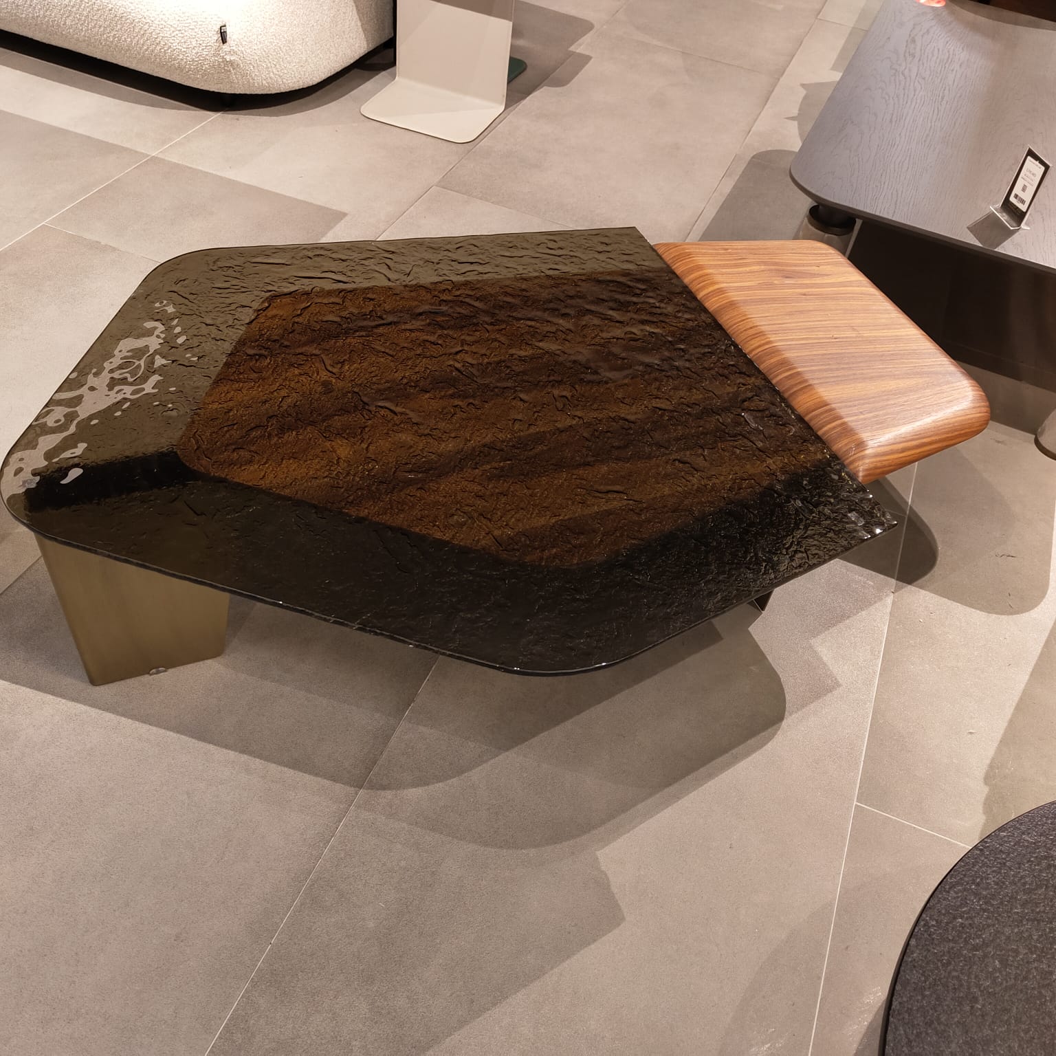 Display Item - Era Center Table Era-001YAS - DISPLAY ITEM - ebarza Furniture UAE | Shop Modern Furniture in Abu Dhabi & Dubai - مفروشات ايبازرا في الامارات | تسوق اثاث عصري وديكورات مميزة في دبي وابوظبي