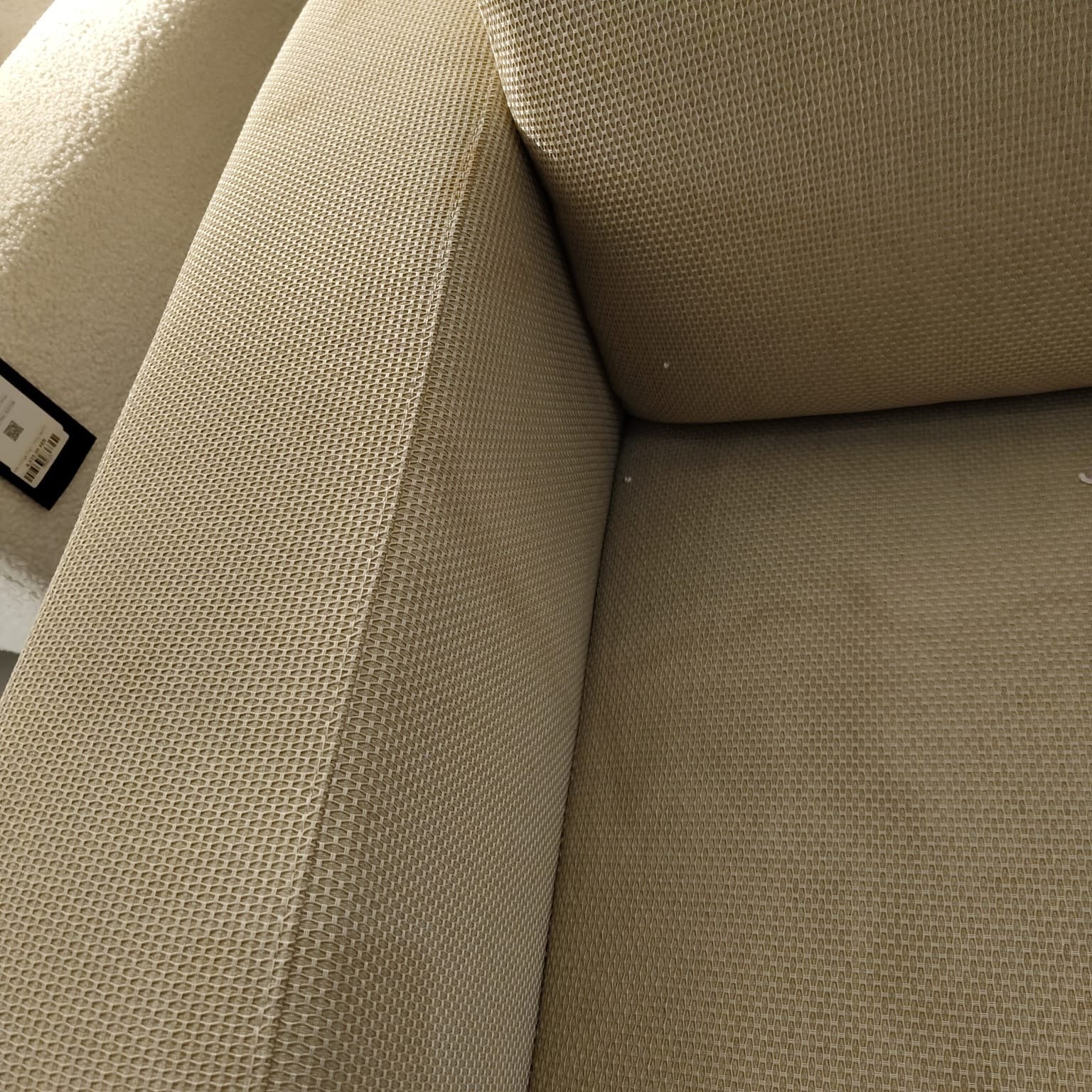 Display Item - Vega Armchair BERVEG001YAS - DISPLAY ITEM - ebarza Furniture UAE | Shop Modern Furniture in Abu Dhabi & Dubai - مفروشات ايبازرا في الامارات | تسوق اثاث عصري وديكورات مميزة في دبي وابوظبي