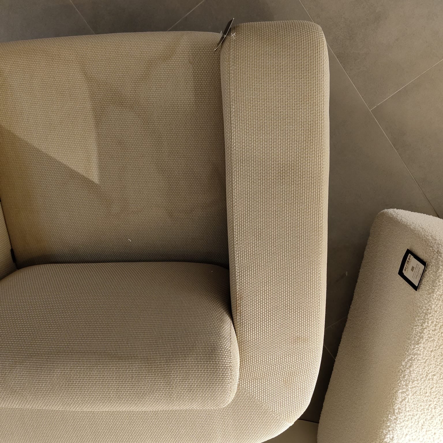 Display Item - Vega Armchair BERVEG001YAS - DISPLAY ITEM - ebarza Furniture UAE | Shop Modern Furniture in Abu Dhabi & Dubai - مفروشات ايبازرا في الامارات | تسوق اثاث عصري وديكورات مميزة في دبي وابوظبي