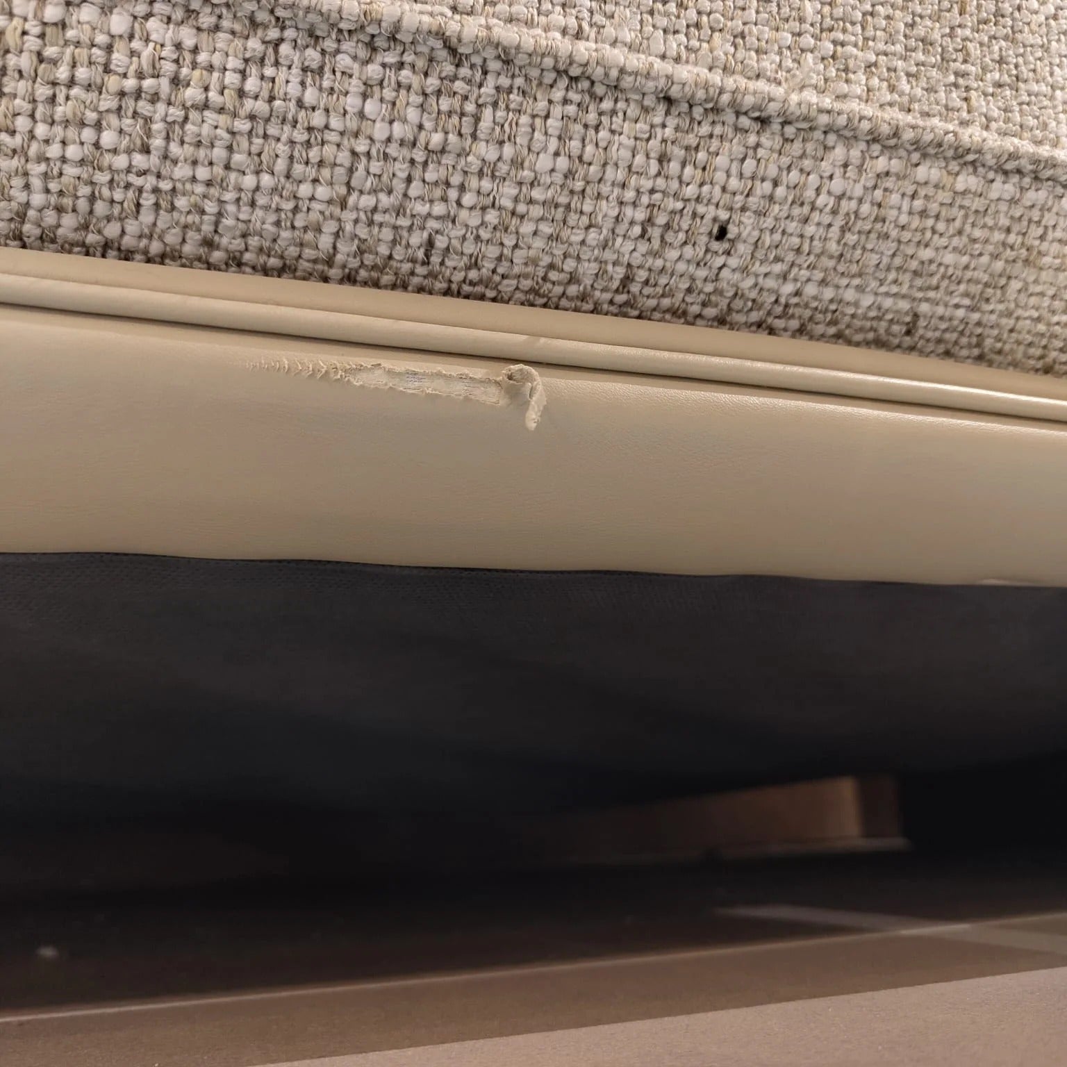 Display Item - Odeon C Module With Right Arm 160cm for Odeon Sofa OD-C-M001YAS - DISPLAY ITEM - ebarza Furniture UAE | Shop Modern Furniture in Abu Dhabi & Dubai - مفروشات ايبازرا في الامارات | تسوق اثاث عصري وديكورات مميزة في دبي وابوظبي