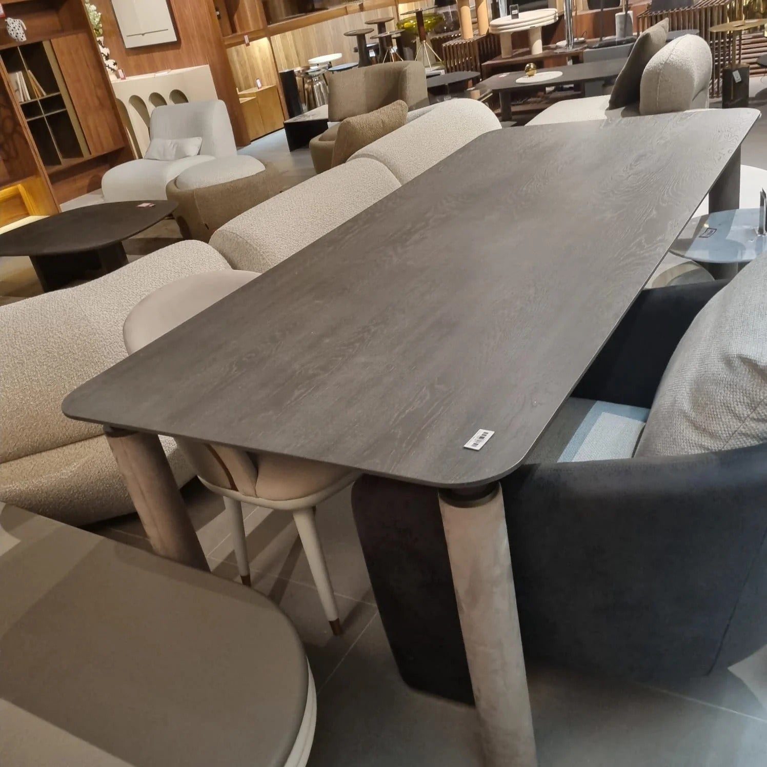 Display Items - LİYA DINING TABLE EL-DT-003Yas - DISPLAY ITEM - ebarza Furniture UAE | Shop Modern Furniture in Abu Dhabi & Dubai - مفروشات ايبازرا في الامارات | تسوق اثاث عصري وديكورات مميزة في دبي وابوظبي