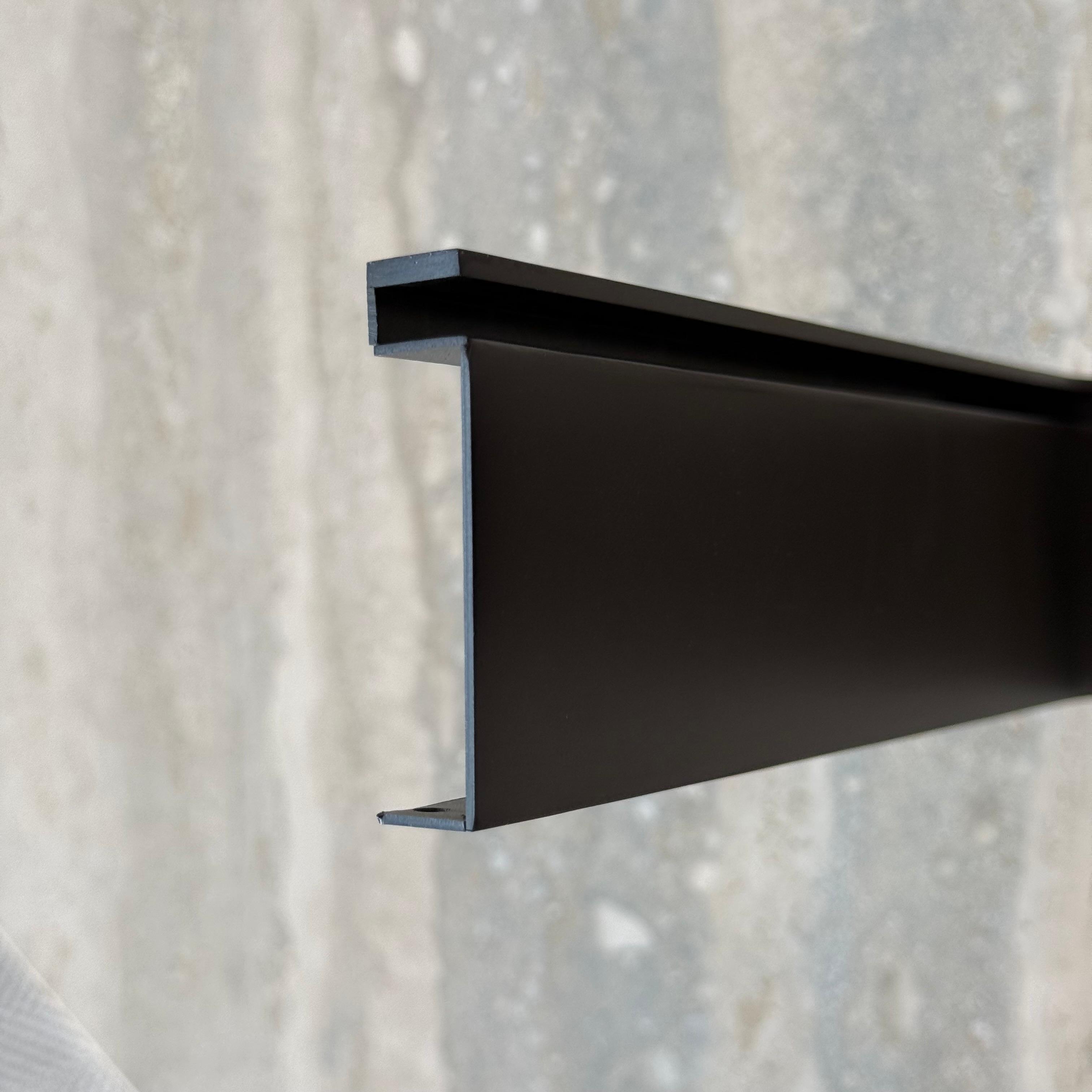 R50 (6cm) Internal Corner Skirting Accessories - Black - PR0023 -  wall-panels-profiles - ebarza Furniture UAE | Shop Modern Furniture in Abu Dhabi & Dubai - مفروشات ايبازرا في الامارات | تسوق اثاث عصري وديكورات مميزة في دبي وابوظبي