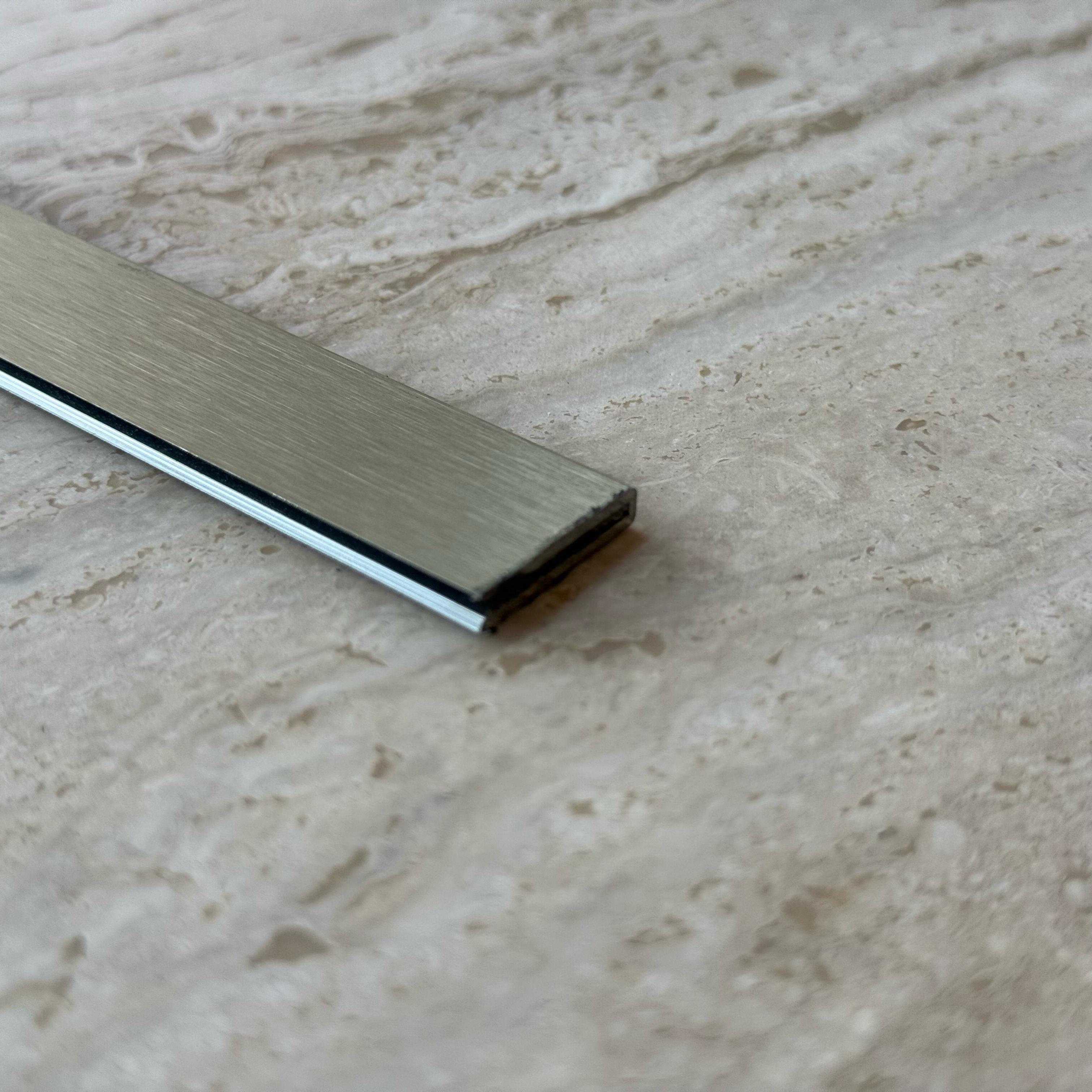0.8mm Thickness (1.8cm) Stainless Steel U-Shape Profile - Gold - PR0061 -  wall-panels-profiles - ebarza Furniture UAE | Shop Modern Furniture in Abu Dhabi & Dubai - مفروشات ايبازرا في الامارات | تسوق اثاث عصري وديكورات مميزة في دبي وابوظبي