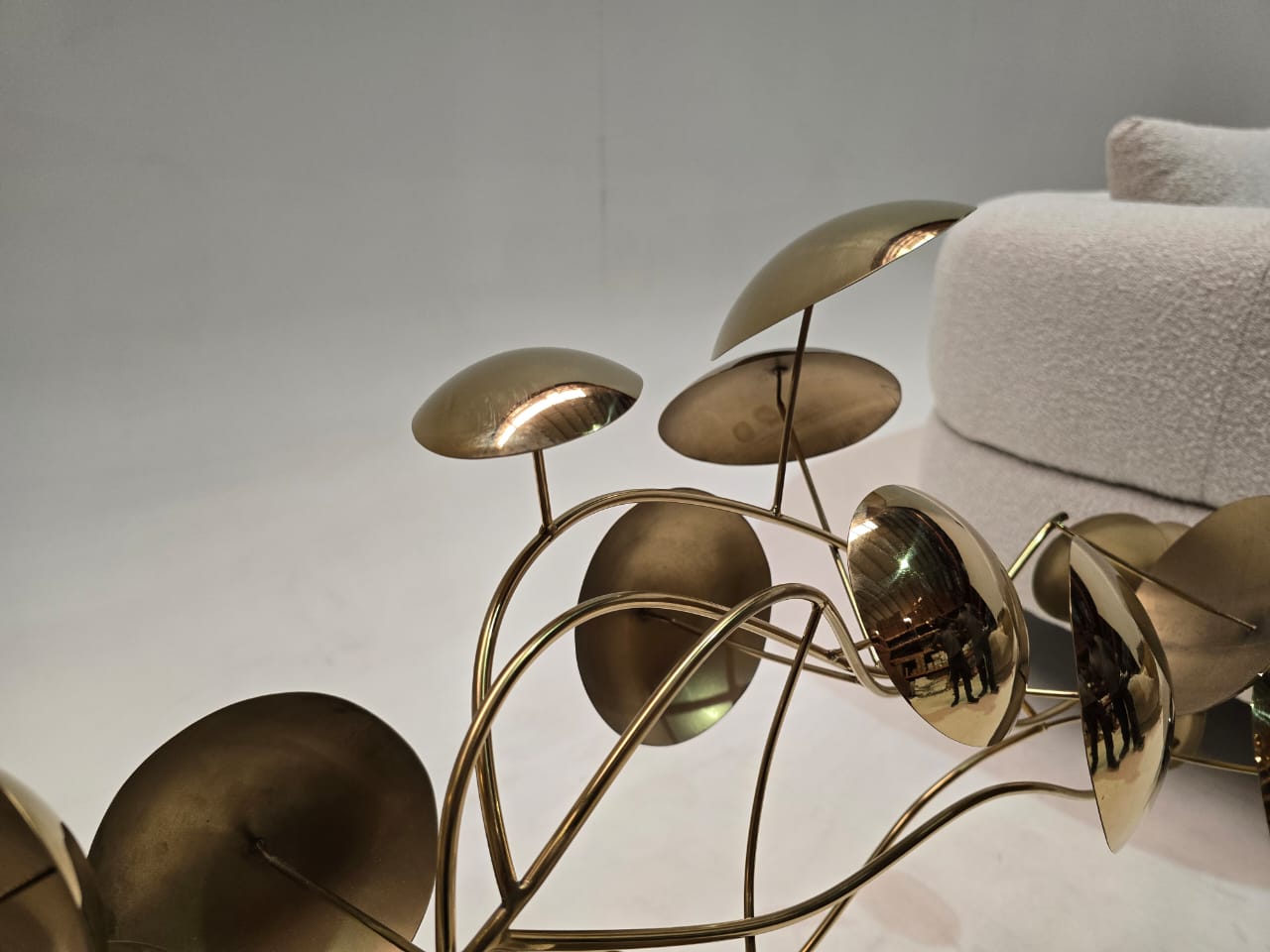 As Is - Handcrafted Stainless Steel Table Artwork  B0010035/B00100-G -  DISPLAY ITEM - ebarza Furniture UAE | Shop Modern Furniture in Abu Dhabi & Dubai - مفروشات ايبازرا في الامارات | تسوق اثاث عصري وديكورات مميزة في دبي وابوظبي