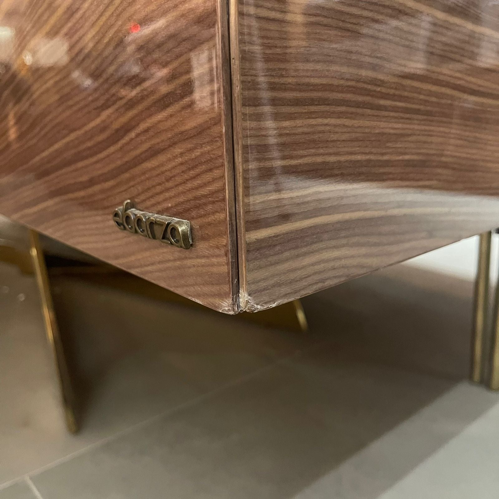 Display Item - Aura Sideboard Aura-ConsYAS - DISPLAY ITEM - ebarza Furniture UAE | Shop Modern Furniture in Abu Dhabi & Dubai - مفروشات ايبازرا في الامارات | تسوق اثاث عصري وديكورات مميزة في دبي وابوظبي