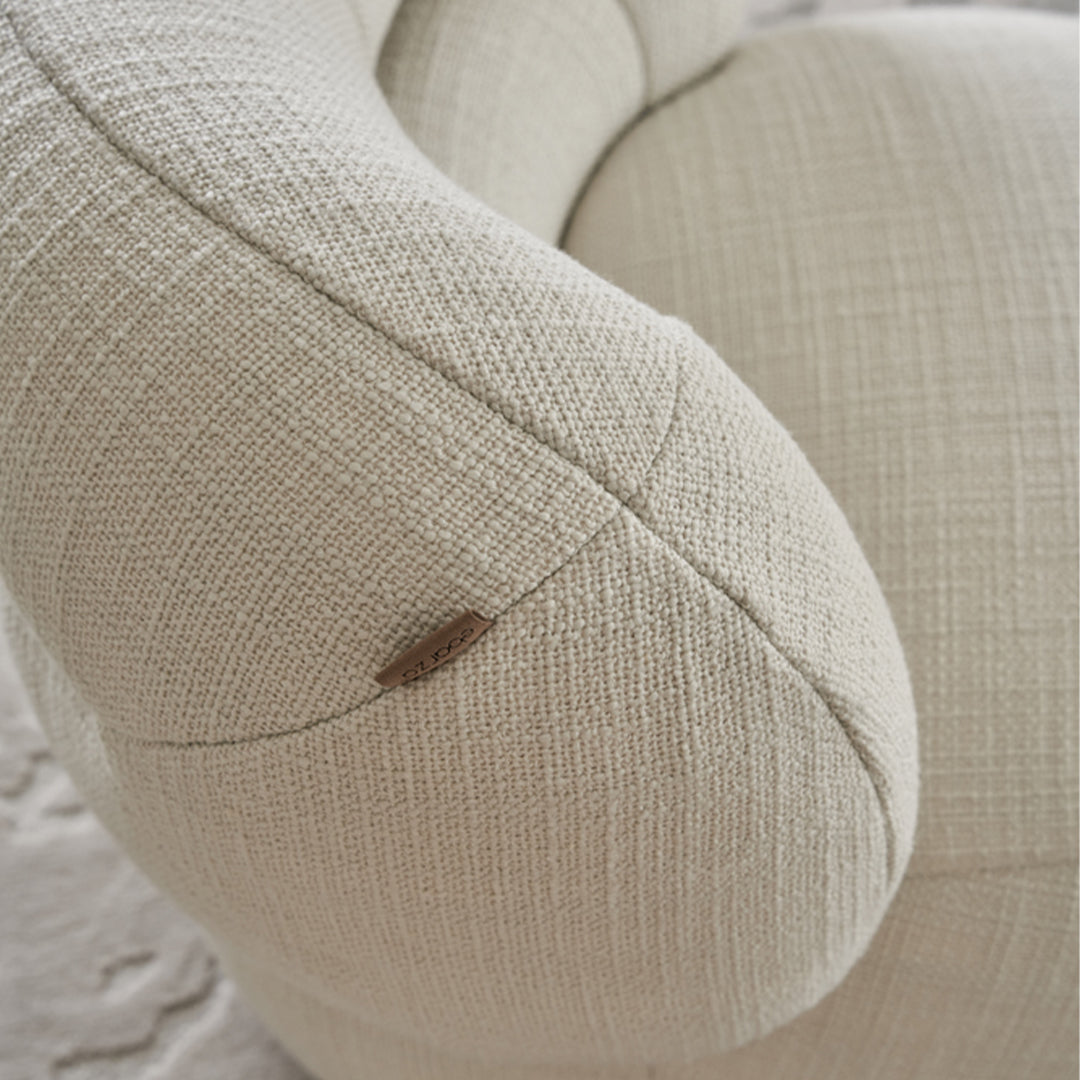 Pre-order 25 Days Delivery Ferrara Armchair AMCJ-DY6057 - Armchairs - ebarza Furniture UAE | Shop Modern Furniture in Abu Dhabi & Dubai - مفروشات ايبازرا في الامارات | تسوق اثاث عصري وديكورات مميزة في دبي وابوظبي