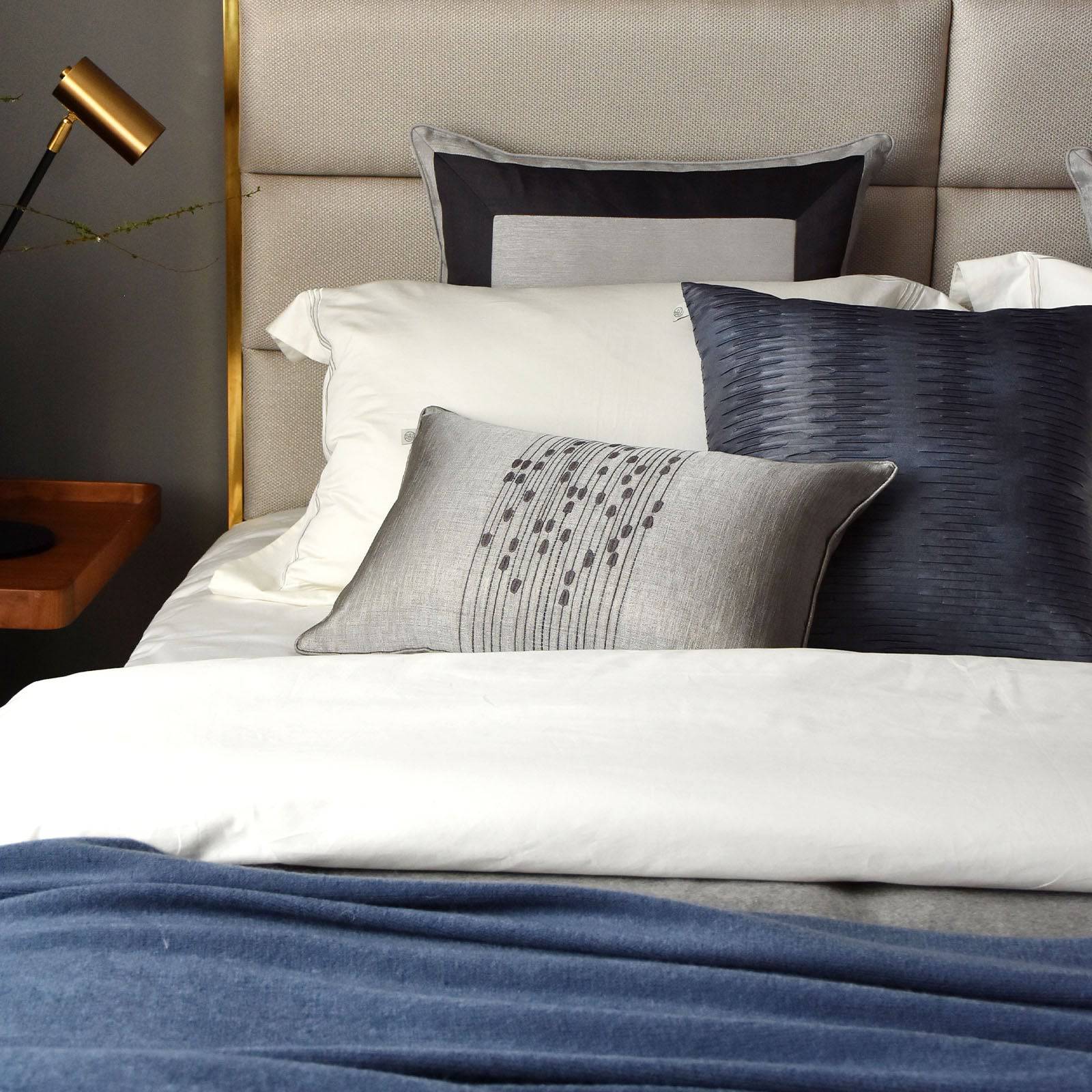 Allier Full Bedding Set Ebb-011 - Bedding - ebarza Furniture UAE | Shop Modern Furniture in Abu Dhabi & Dubai - مفروشات ايبازرا في الامارات | تسوق اثاث عصري وديكورات مميزة في دبي وابوظبي