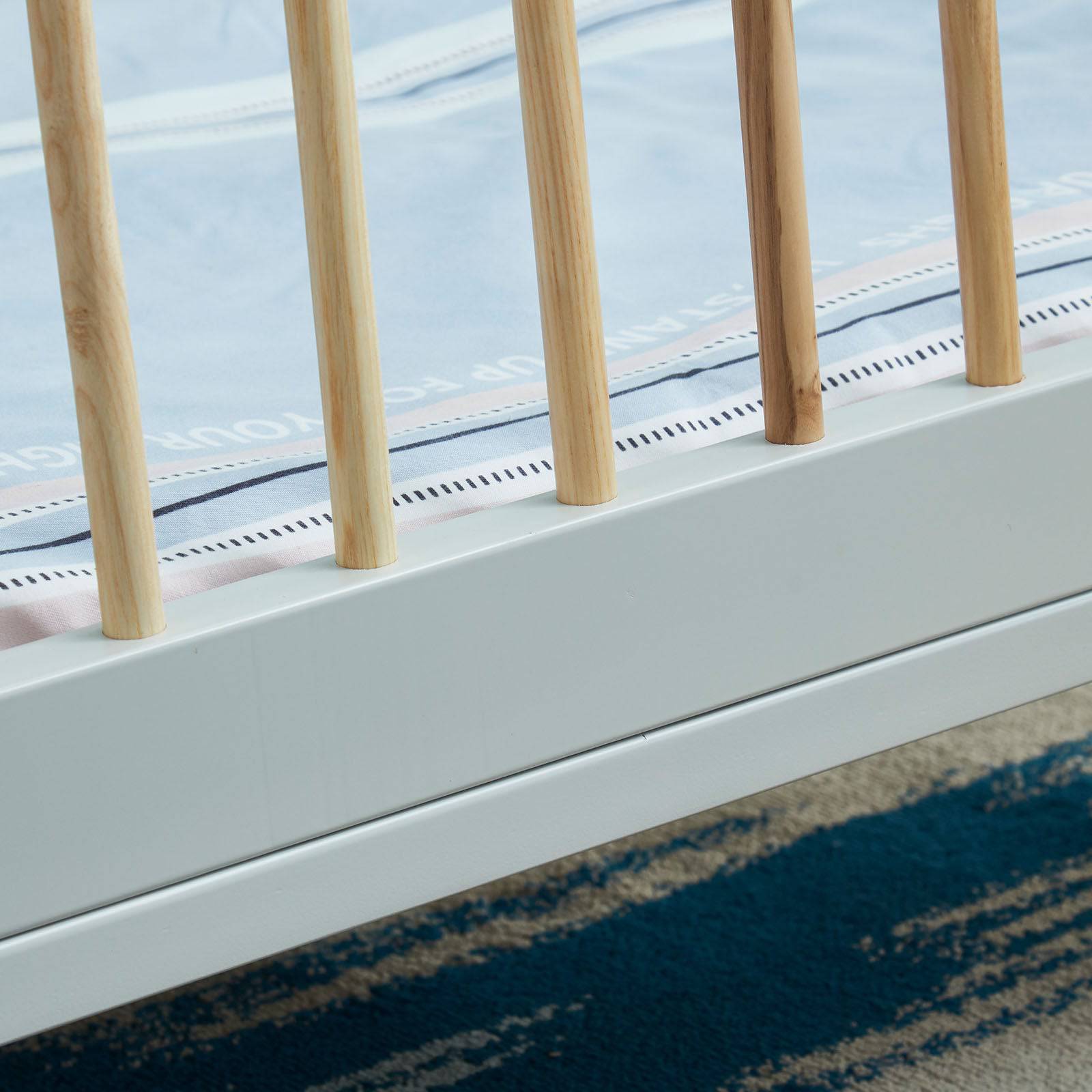 Baby Crib Et-Y003-Wh+Nat - Cribs - ebarza Furniture UAE | Shop Modern Furniture in Abu Dhabi & Dubai - مفروشات ايبازرا في الامارات | تسوق اثاث عصري وديكورات مميزة في دبي وابوظبي