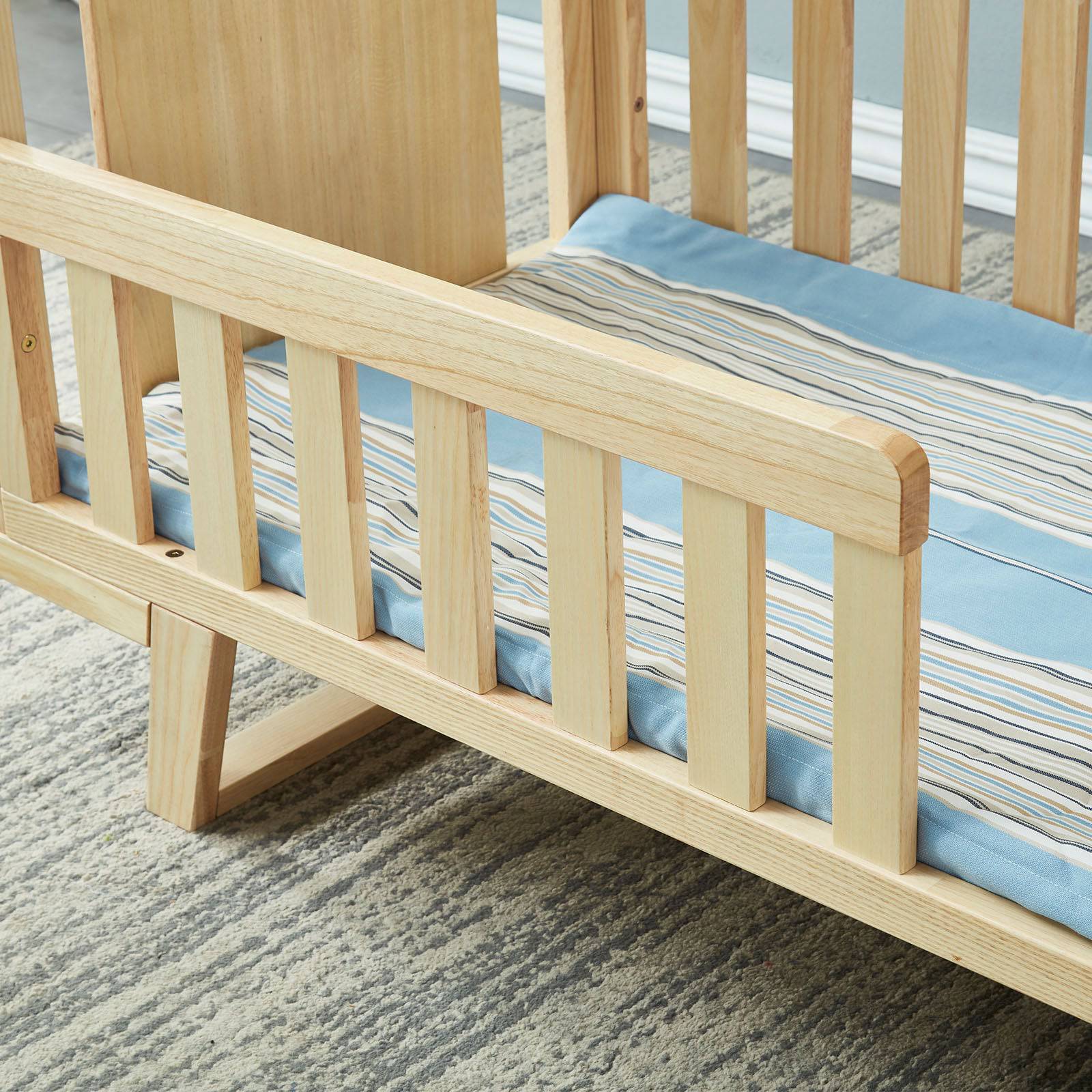 Baby/Toddler Bed With 3 Levels Solid Wood Bed Et-Y002 - Cribs - ebarza Furniture UAE | Shop Modern Furniture in Abu Dhabi & Dubai - مفروشات ايبازرا في الامارات | تسوق اثاث عصري وديكورات مميزة في دبي وابوظبي