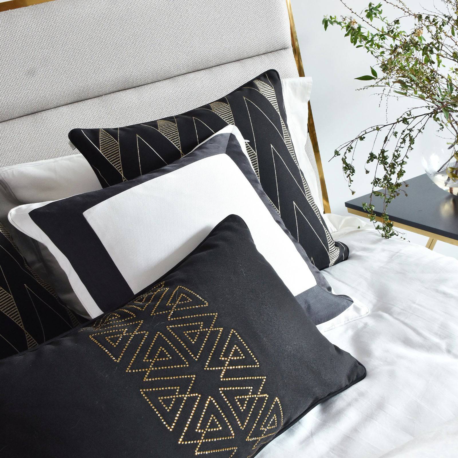 Bastia Full Bedding Set Ebb-010 - Bedding - ebarza Furniture UAE | Shop Modern Furniture in Abu Dhabi & Dubai - مفروشات ايبازرا في الامارات | تسوق اثاث عصري وديكورات مميزة في دبي وابوظبي