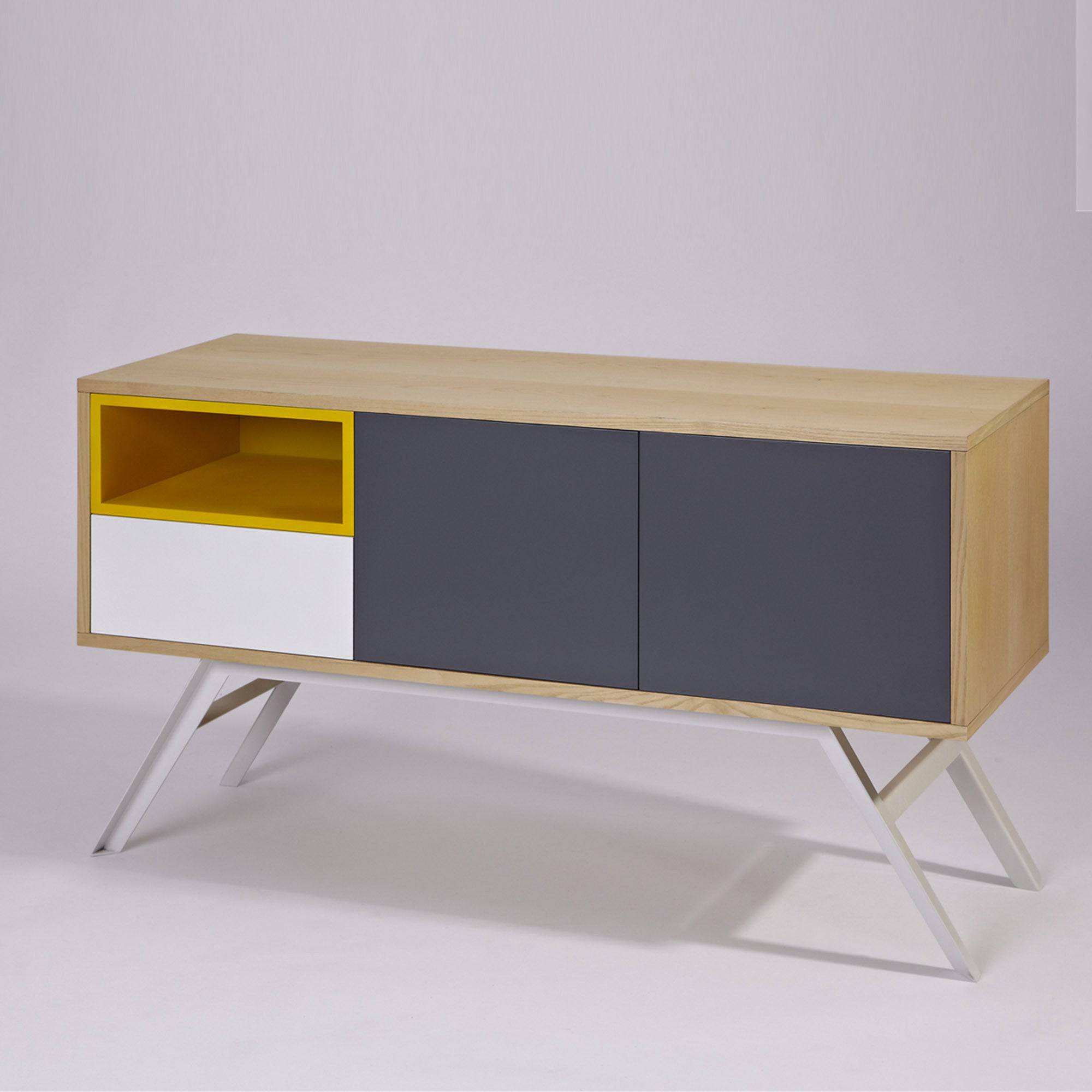 Bern Tv Unit Bsg15135 - TV Units - ebarza Furniture UAE | Shop Modern Furniture in Abu Dhabi & Dubai - مفروشات ايبازرا في الامارات | تسوق اثاث عصري وديكورات مميزة في دبي وابوظبي