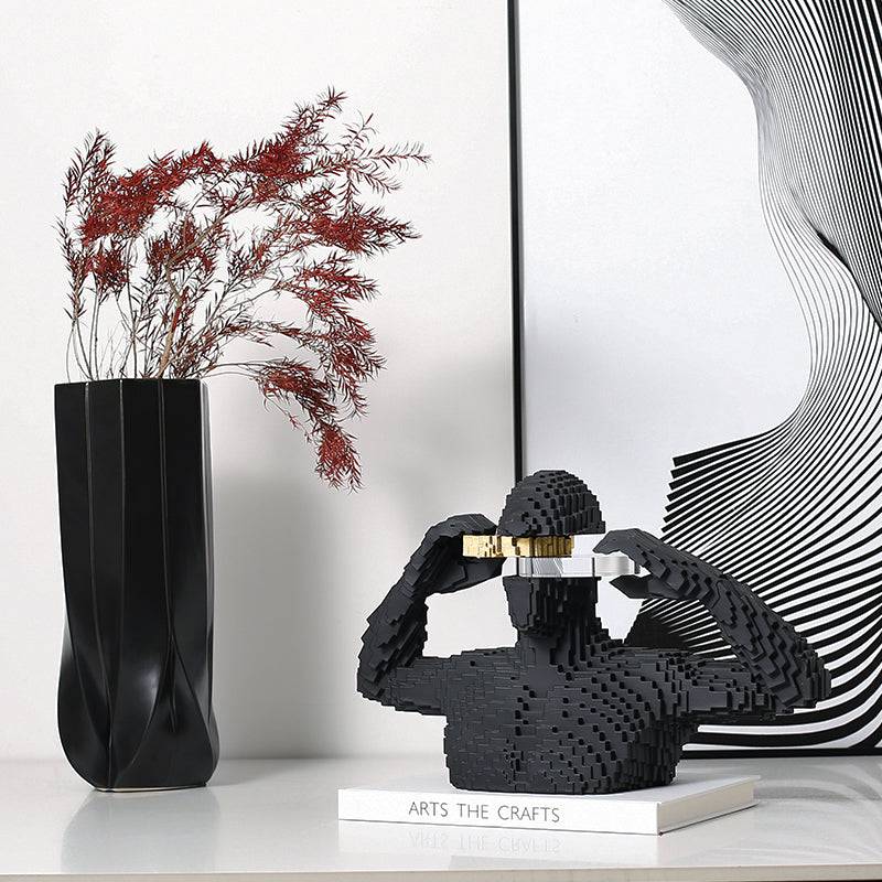 Blockman Black Fc-Sz2154A - Home Decor Figurines - ebarza Furniture UAE | Shop Modern Furniture in Abu Dhabi & Dubai - مفروشات ايبازرا في الامارات | تسوق اثاث عصري وديكورات مميزة في دبي وابوظبي