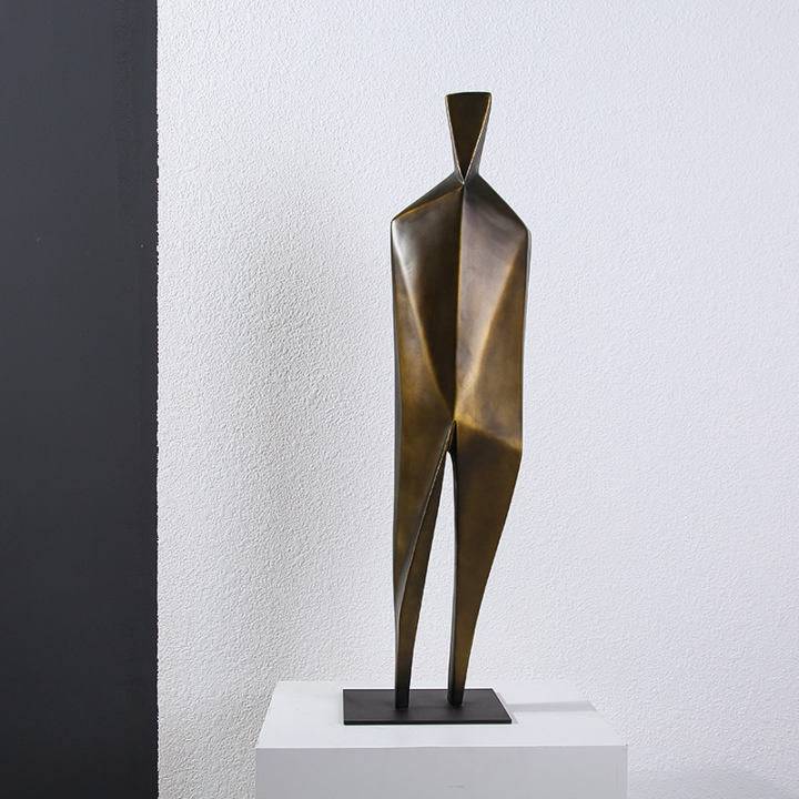 Bronze Man Fc-Sz2107-1 - Home Decor Figurines - ebarza Furniture UAE | Shop Modern Furniture in Abu Dhabi & Dubai - مفروشات ايبازرا في الامارات | تسوق اثاث عصري وديكورات مميزة في دبي وابوظبي