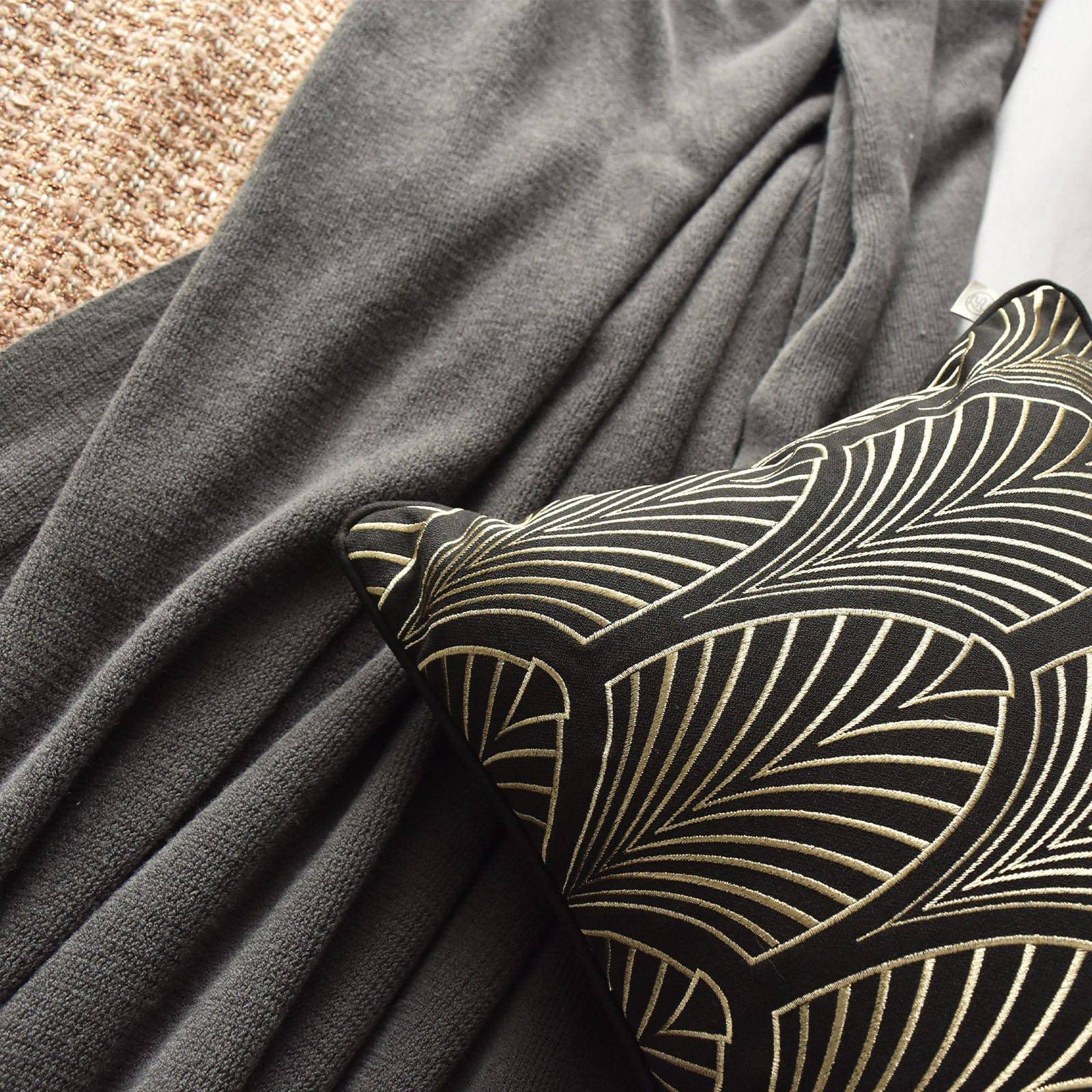 Cher Full Bedding Set Ebb-006 - Bedding - ebarza Furniture UAE | Shop Modern Furniture in Abu Dhabi & Dubai - مفروشات ايبازرا في الامارات | تسوق اثاث عصري وديكورات مميزة في دبي وابوظبي