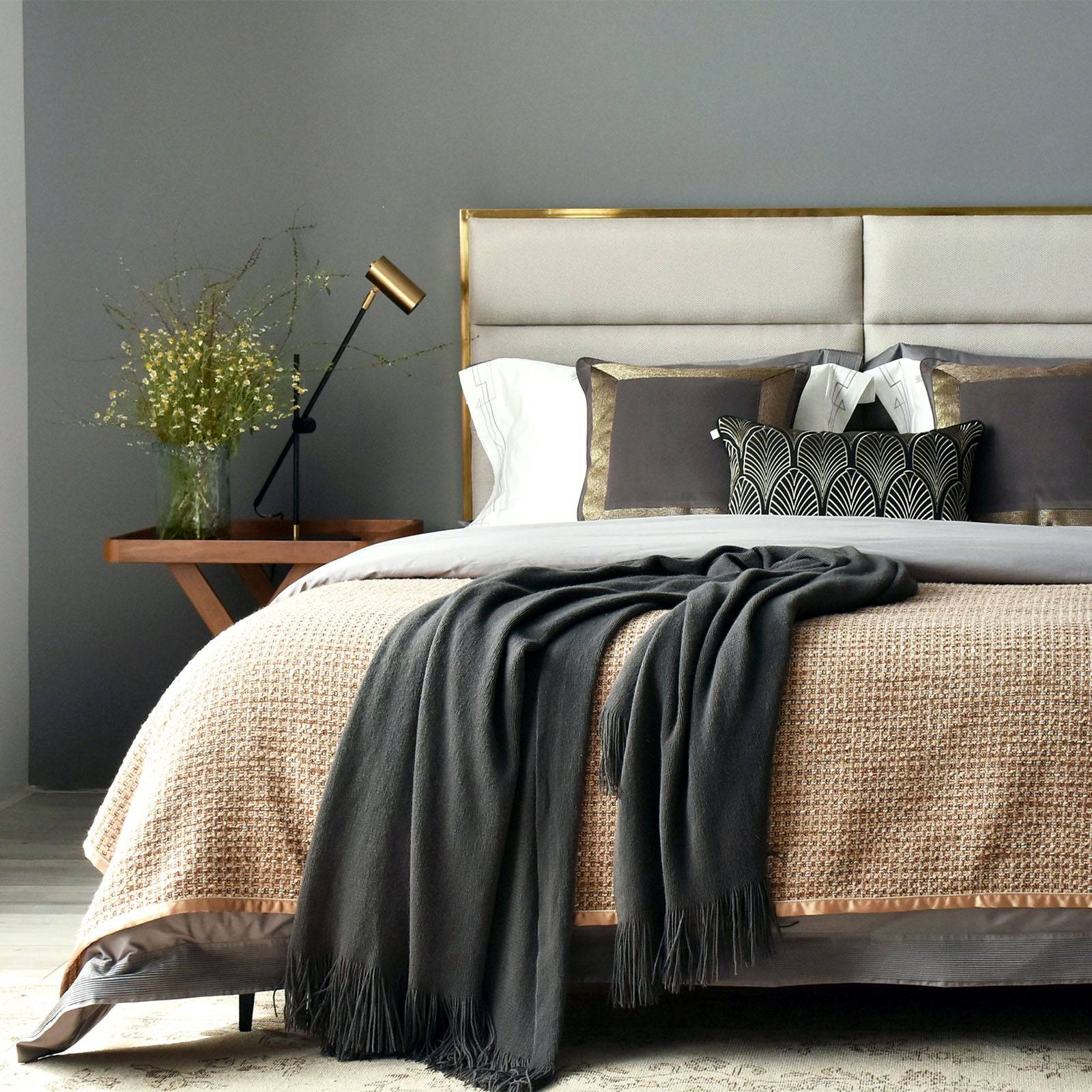 Cher Full Bedding Set Ebb-006 - Bedding - ebarza Furniture UAE | Shop Modern Furniture in Abu Dhabi & Dubai - مفروشات ايبازرا في الامارات | تسوق اثاث عصري وديكورات مميزة في دبي وابوظبي