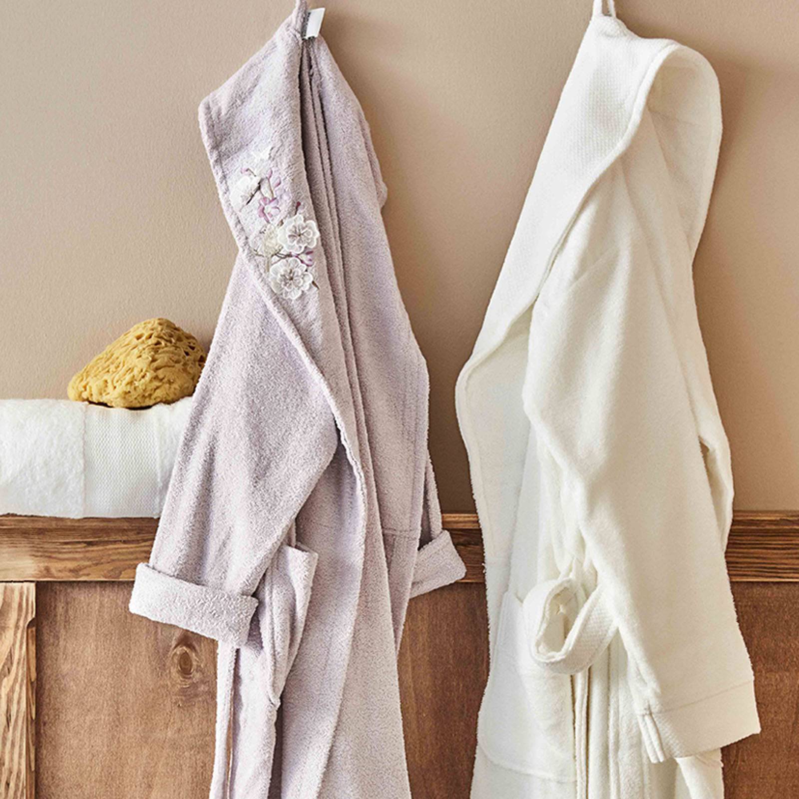 Cordelia 3D Nakisli Set 200.15.01.0053 - Bathrobe Sets - ebarza Furniture UAE | Shop Modern Furniture in Abu Dhabi & Dubai - مفروشات ايبازرا في الامارات | تسوق اثاث عصري وديكورات مميزة في دبي وابوظبي