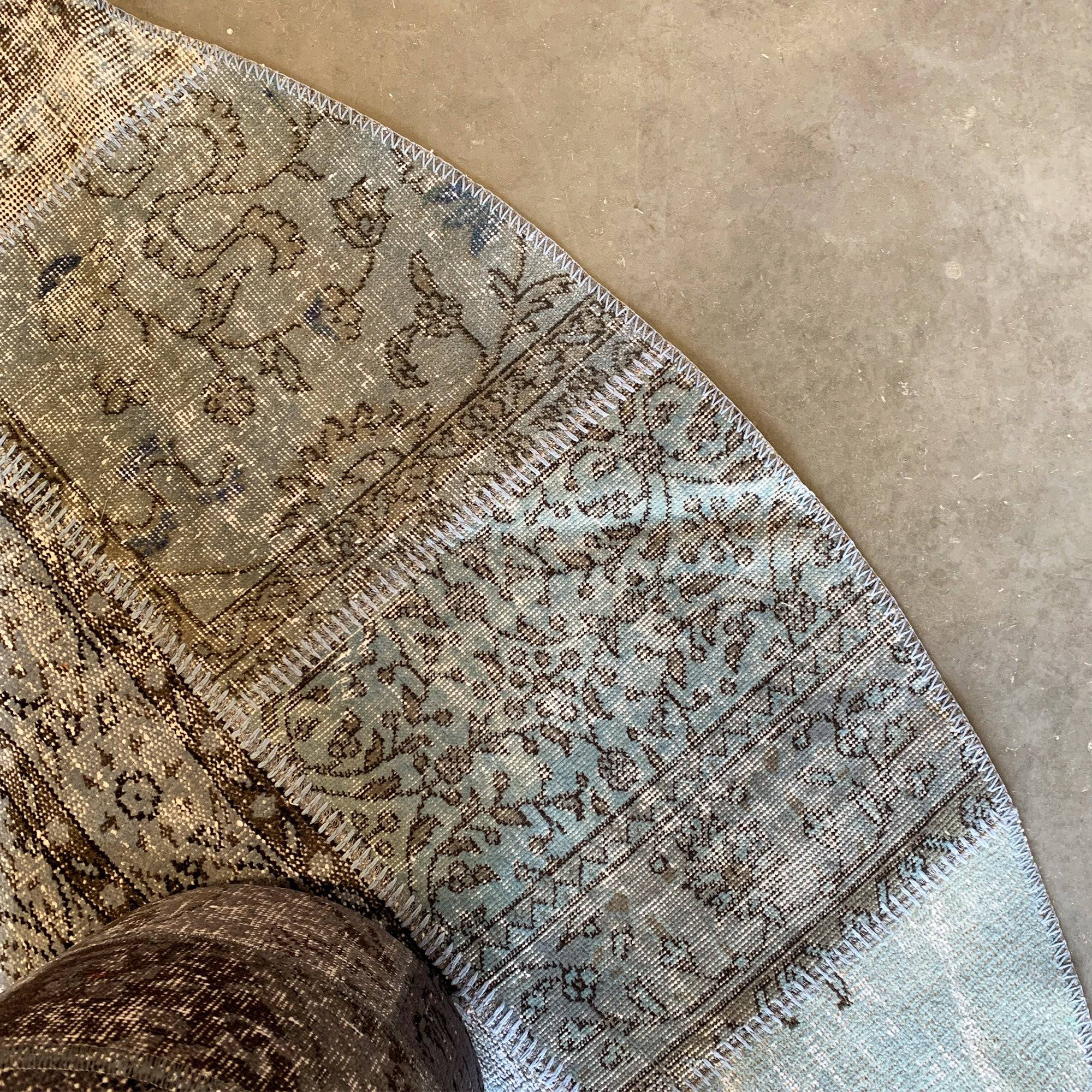 D 250Cm Hali X-Bursa Handmade Over Dyed Round Rug Pw078 - Rugs - ebarza Furniture UAE | Shop Modern Furniture in Abu Dhabi & Dubai - مفروشات ايبازرا في الامارات | تسوق اثاث عصري وديكورات مميزة في دبي وابوظبي