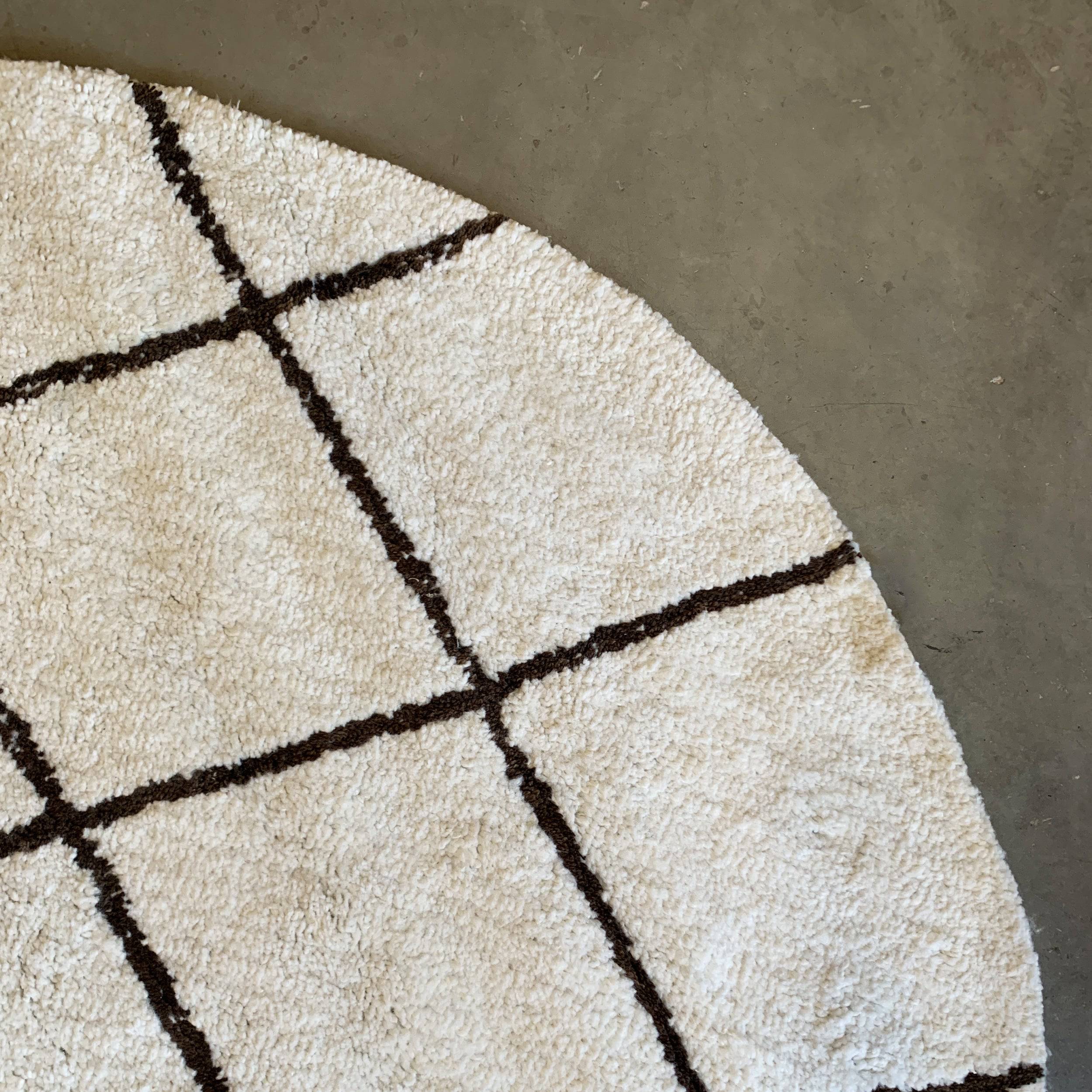 D250 Cm Morocco Handmade Wool Rug Jh-20007-Round - Rugs - ebarza Furniture UAE | Shop Modern Furniture in Abu Dhabi & Dubai - مفروشات ايبازرا في الامارات | تسوق اثاث عصري وديكورات مميزة في دبي وابوظبي