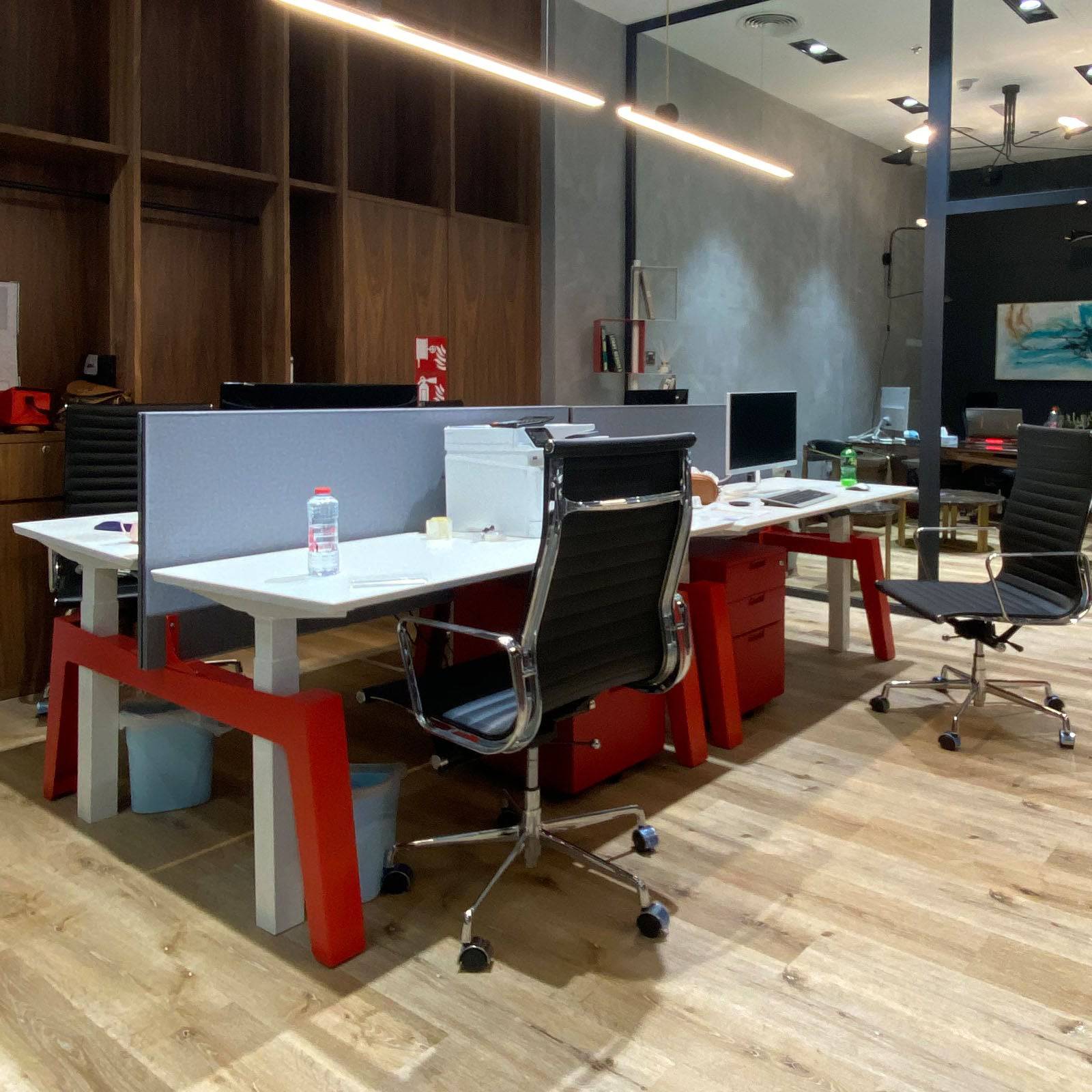 Ebarza Hydraulic 2Staff Workstation-Yellow - Office Desks - ebarza Furniture UAE | Shop Modern Furniture in Abu Dhabi & Dubai - مفروشات ايبازرا في الامارات | تسوق اثاث عصري وديكورات مميزة في دبي وابوظبي