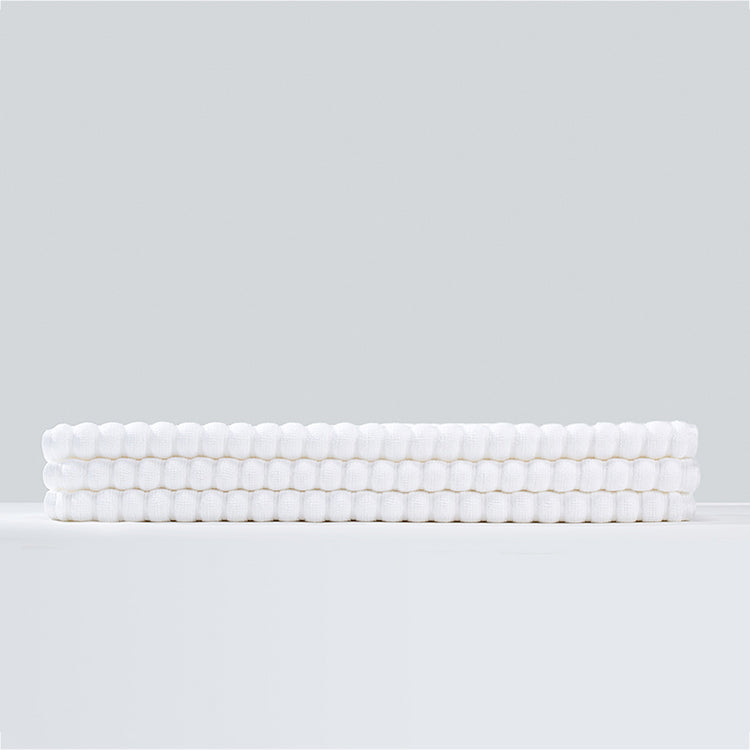 ebarza Strip Bath Mat EBM-001 - Bath Mats - ebarza Furniture UAE | Shop Modern Furniture in Abu Dhabi & Dubai - مفروشات ايبازرا في الامارات | تسوق اثاث عصري وديكورات مميزة في دبي وابوظبي