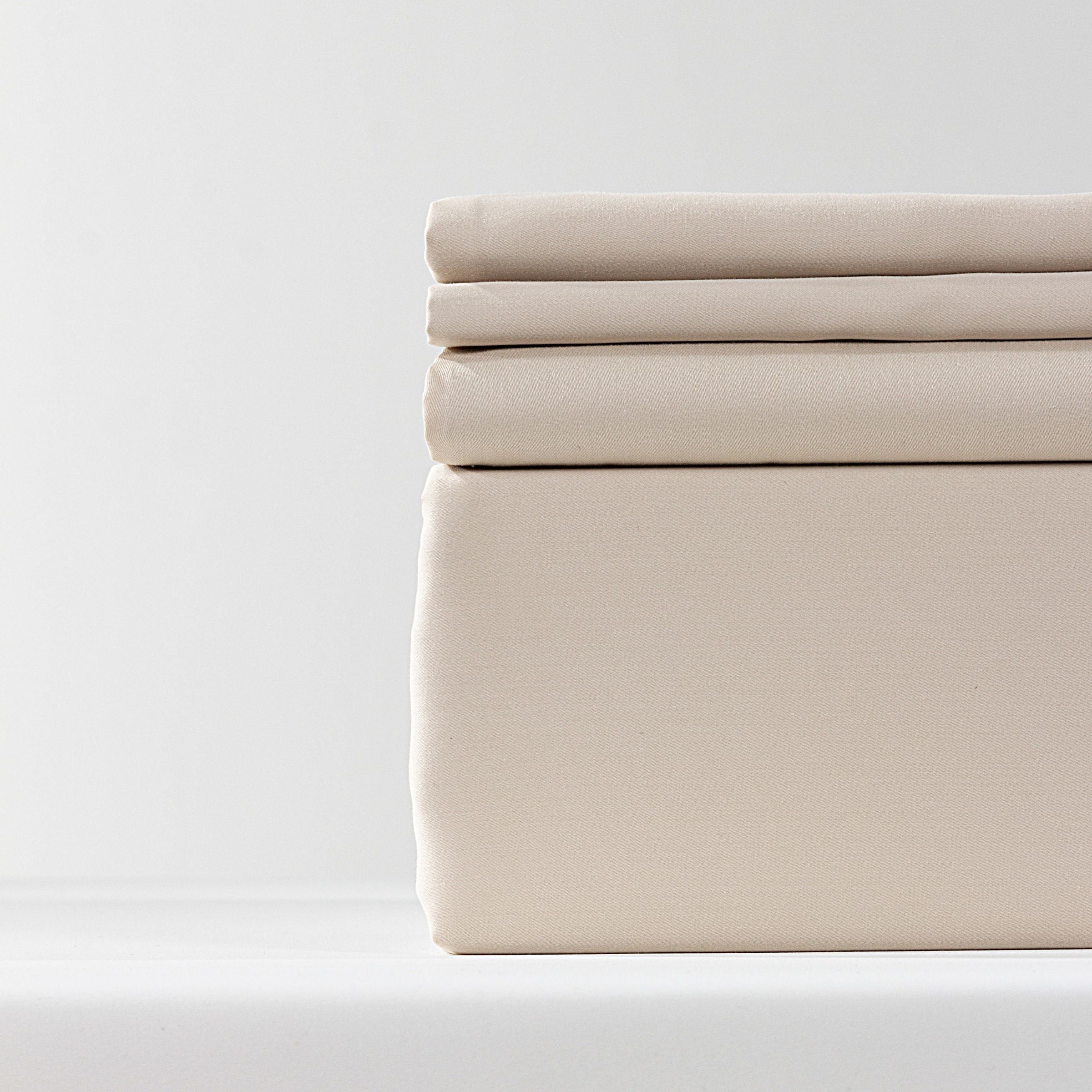 ebarza Beige Bedding Set 180x260/130x220/63x83cm EBBS-002-BEIGE -  Bedding - ebarza Furniture UAE | Shop Modern Furniture in Abu Dhabi & Dubai - مفروشات ايبازرا في الامارات | تسوق اثاث عصري وديكورات مميزة في دبي وابوظبي