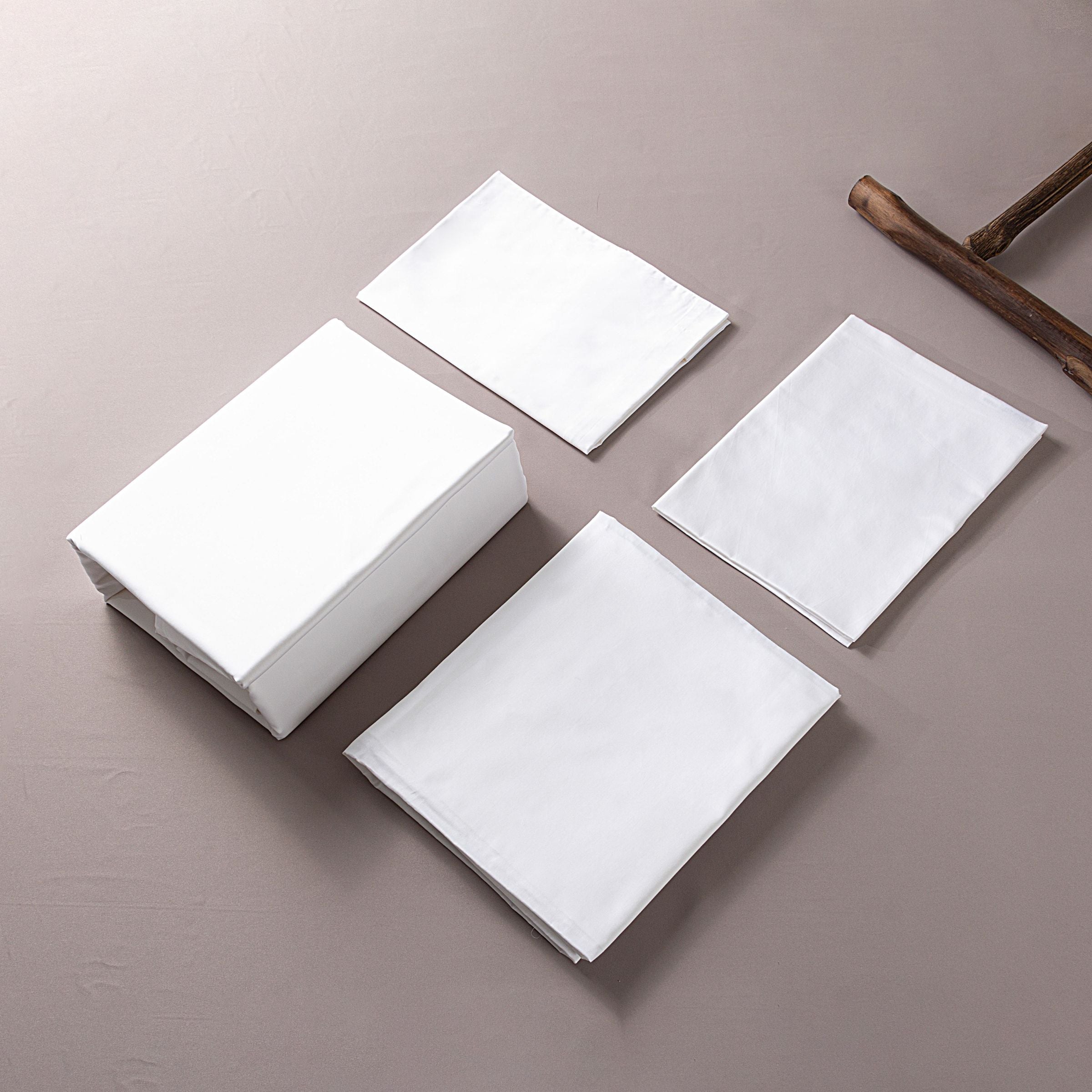 ebarza White Bedding Set 245x260/220x240/60x88cm EBBS-003-WHITE -  Bedding - ebarza Furniture UAE | Shop Modern Furniture in Abu Dhabi & Dubai - مفروشات ايبازرا في الامارات | تسوق اثاث عصري وديكورات مميزة في دبي وابوظبي