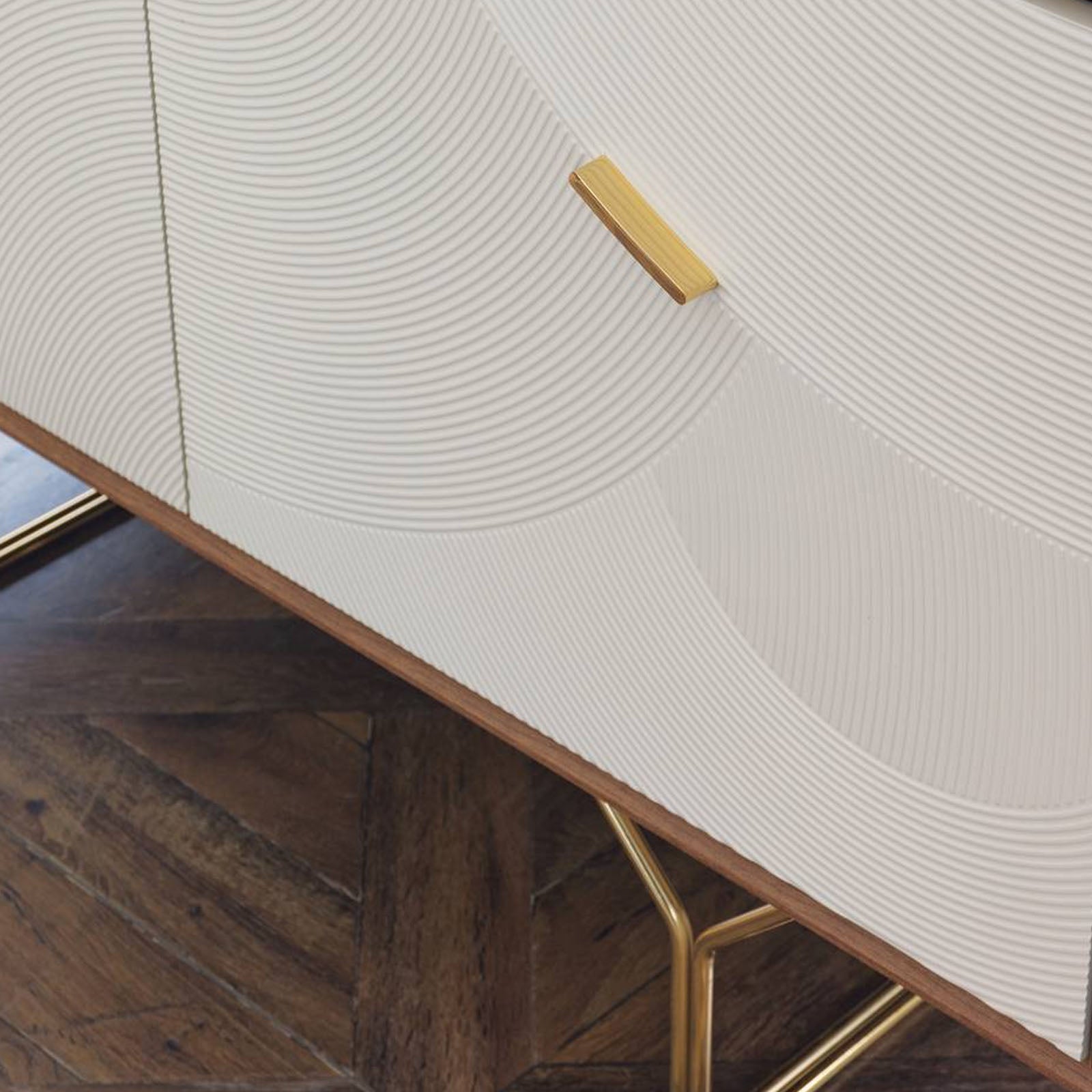 Display item - Pena Dresser And Mirror Pena002-DresserNakheel - DISPLAY ITEM - ebarza Furniture UAE | Shop Modern Furniture in Abu Dhabi & Dubai - مفروشات ايبازرا في الامارات | تسوق اثاث عصري وديكورات مميزة في دبي وابوظبي