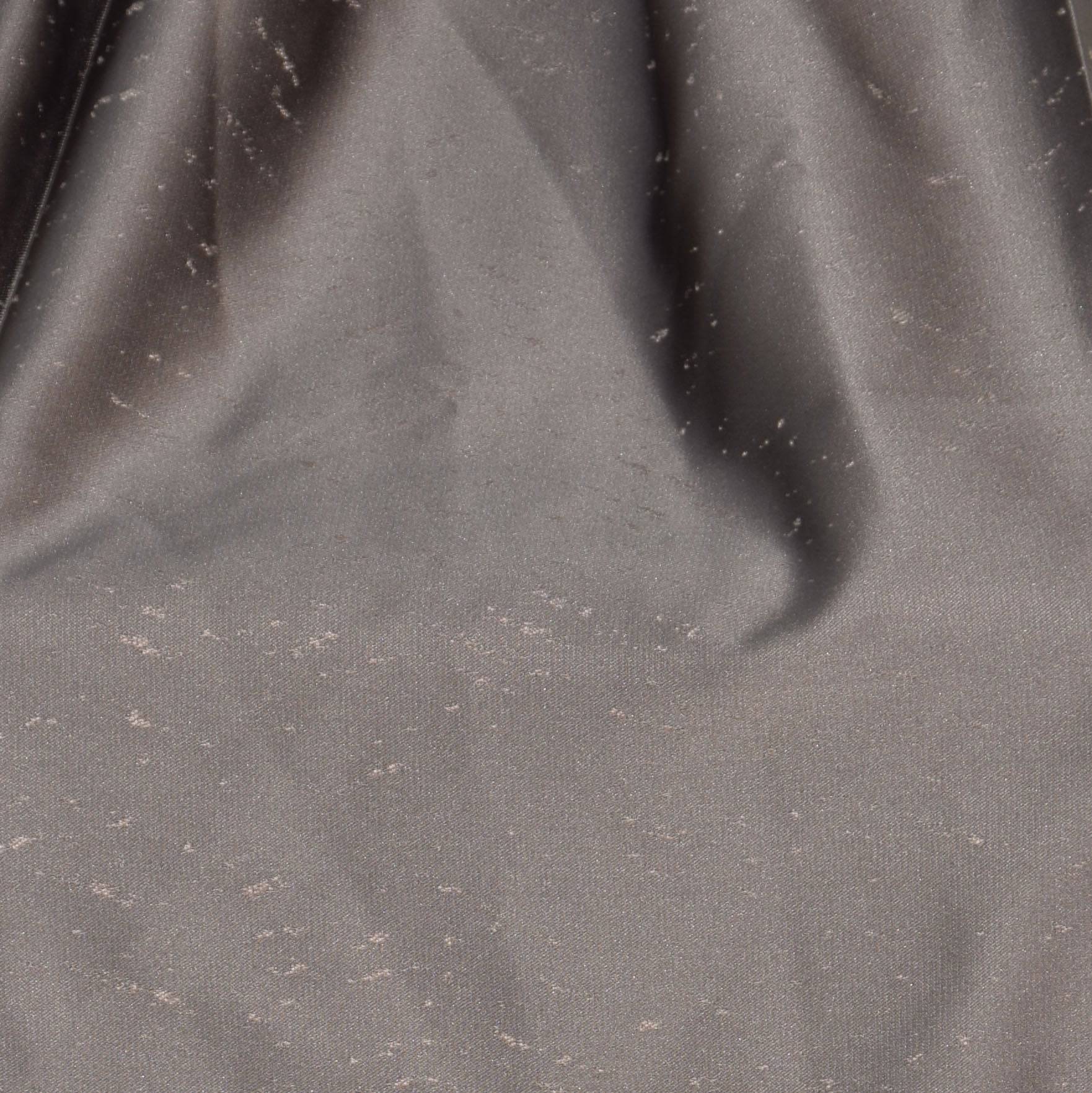 Elegant Window Curtain Fabric Bh-F4493 - Curtains & Drapes - ebarza Furniture UAE | Shop Modern Furniture in Abu Dhabi & Dubai - مفروشات ايبازرا في الامارات | تسوق اثاث عصري وديكورات مميزة في دبي وابوظبي