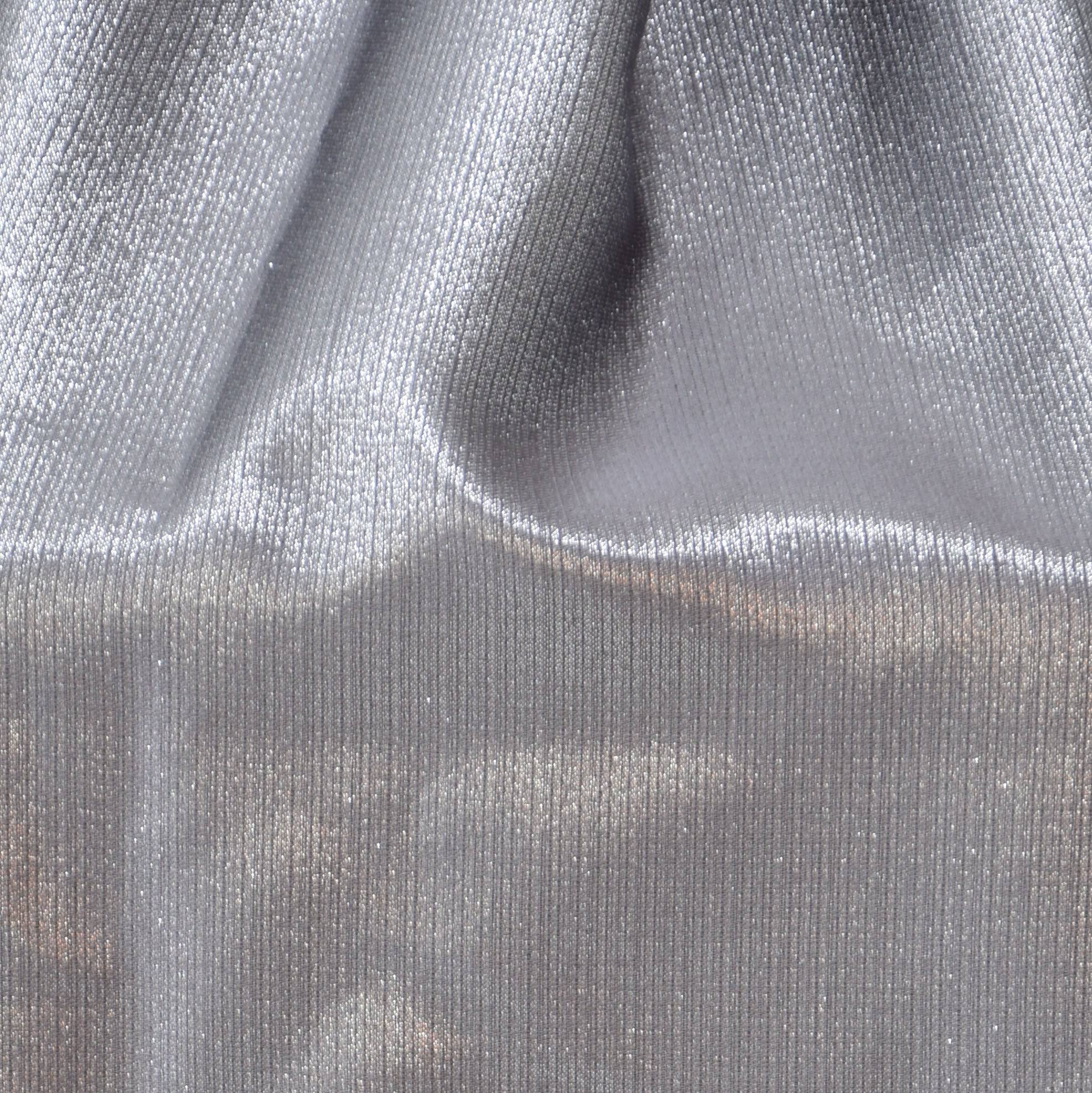 Elegant Window Curtain Fabric Bh-F5016 - Curtains & Drapes - ebarza Furniture UAE | Shop Modern Furniture in Abu Dhabi & Dubai - مفروشات ايبازرا في الامارات | تسوق اثاث عصري وديكورات مميزة في دبي وابوظبي