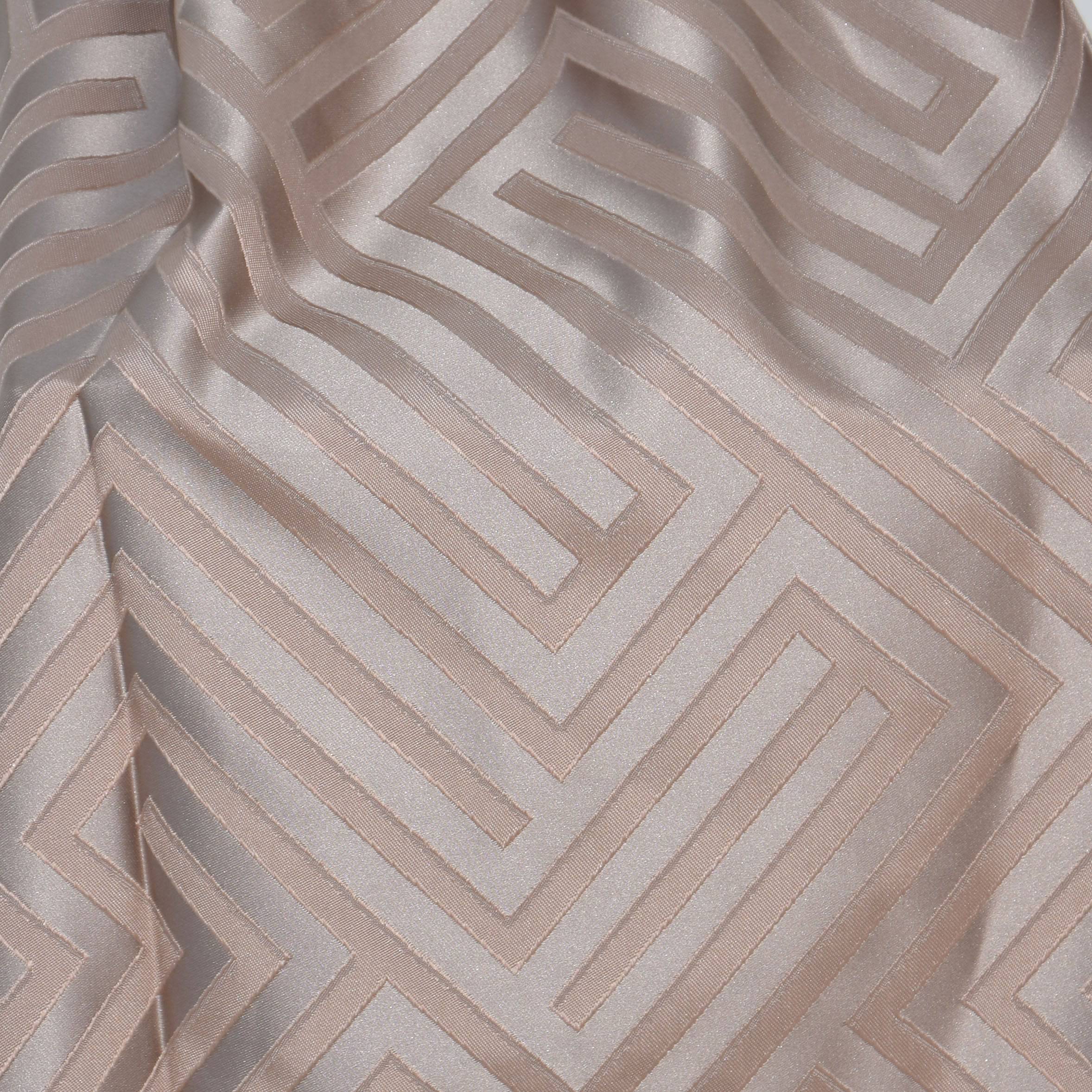 Elegant Window Curtain Fabric Bh-F5285 - Curtains & Drapes - ebarza Furniture UAE | Shop Modern Furniture in Abu Dhabi & Dubai - مفروشات ايبازرا في الامارات | تسوق اثاث عصري وديكورات مميزة في دبي وابوظبي