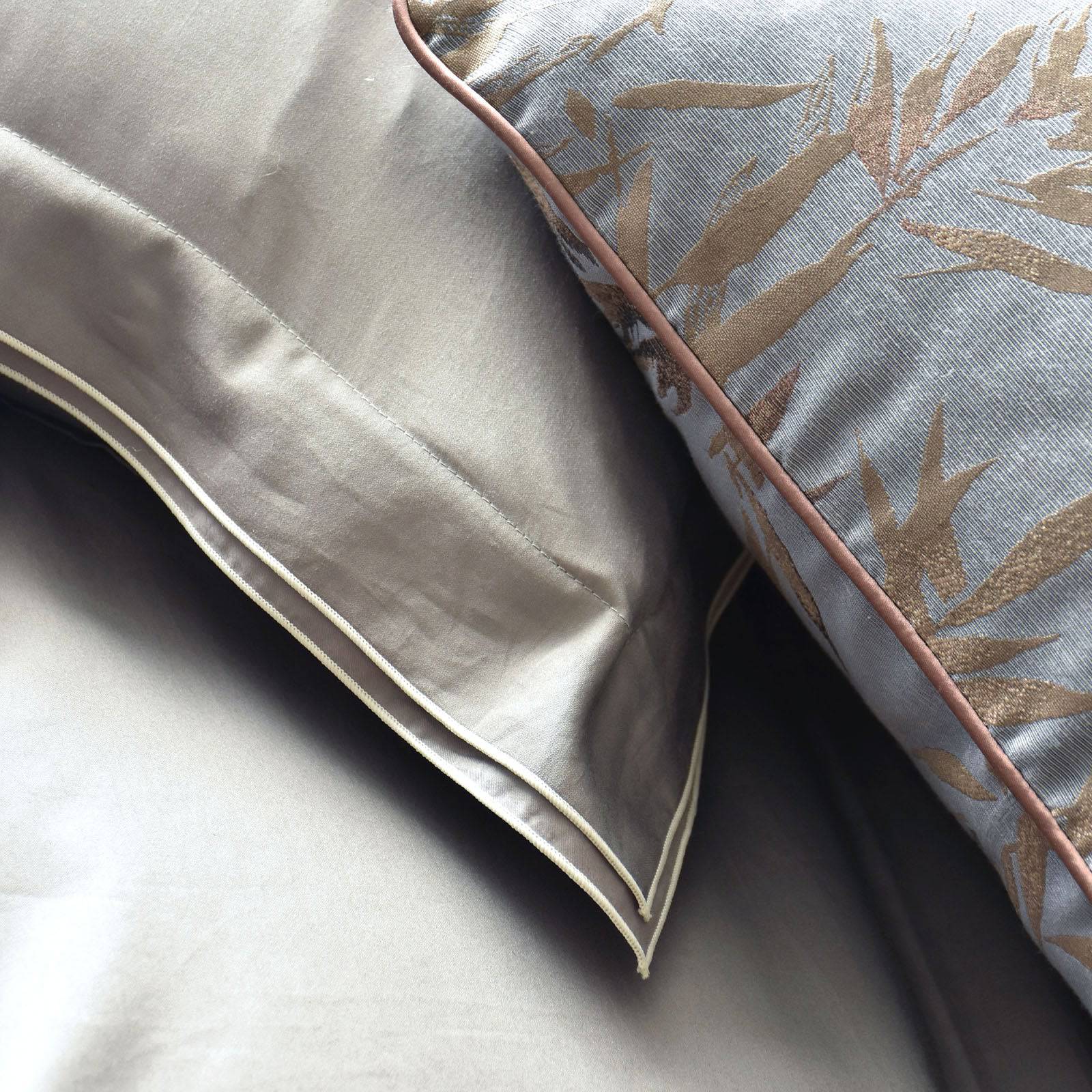 Essonne Full Bedding Set Ebb-012 - Bedding - ebarza Furniture UAE | Shop Modern Furniture in Abu Dhabi & Dubai - مفروشات ايبازرا في الامارات | تسوق اثاث عصري وديكورات مميزة في دبي وابوظبي