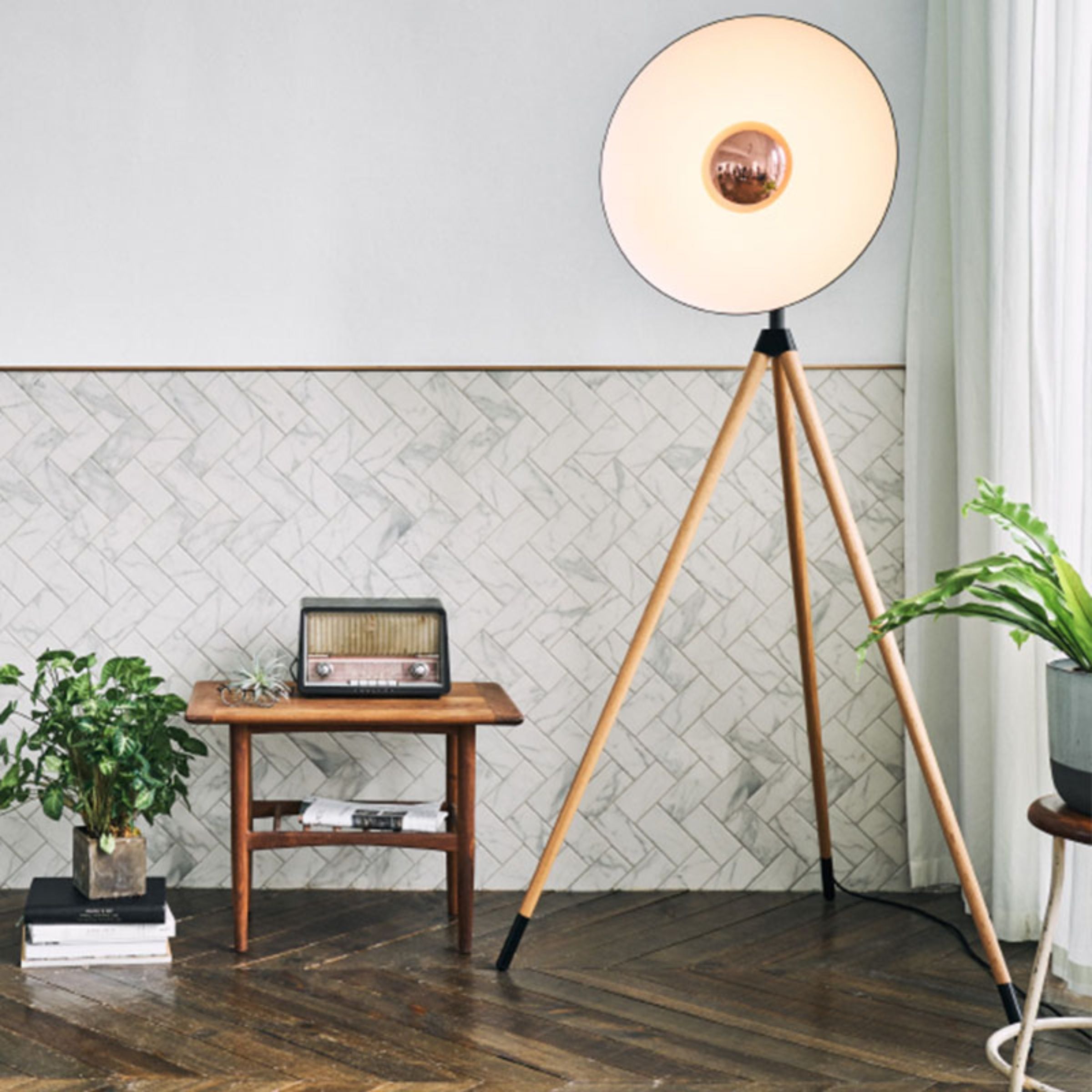 Fame Wooden Floor Lamp CY-LTD-1007 - Floor Lamps - ebarza Furniture UAE | Shop Modern Furniture in Abu Dhabi & Dubai - مفروشات ايبازرا في الامارات | تسوق اثاث عصري وديكورات مميزة في دبي وابوظبي