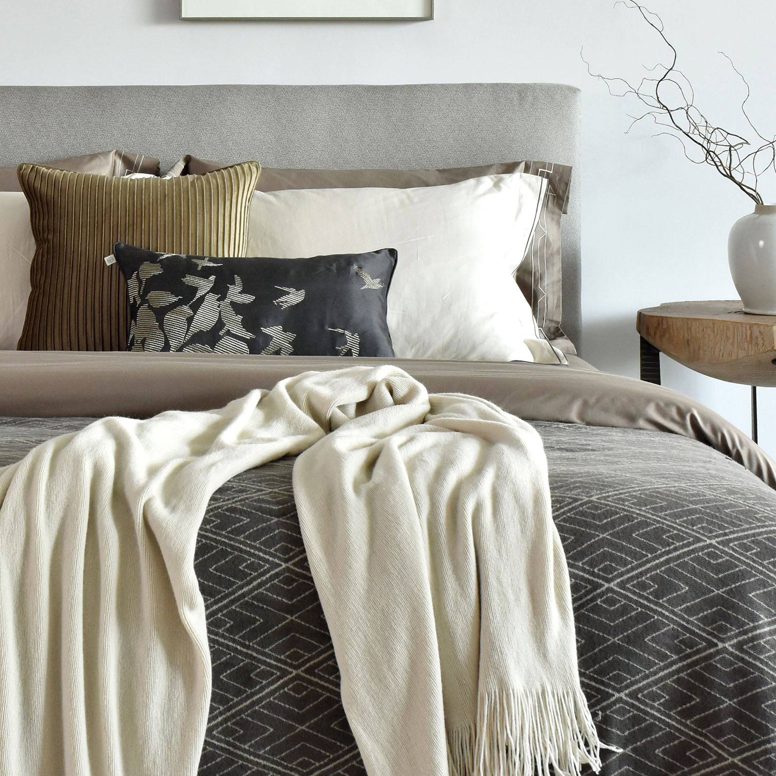 Gironde Full Bedding Set Ebb-013 - Bedding - ebarza Furniture UAE | Shop Modern Furniture in Abu Dhabi & Dubai - مفروشات ايبازرا في الامارات | تسوق اثاث عصري وديكورات مميزة في دبي وابوظبي