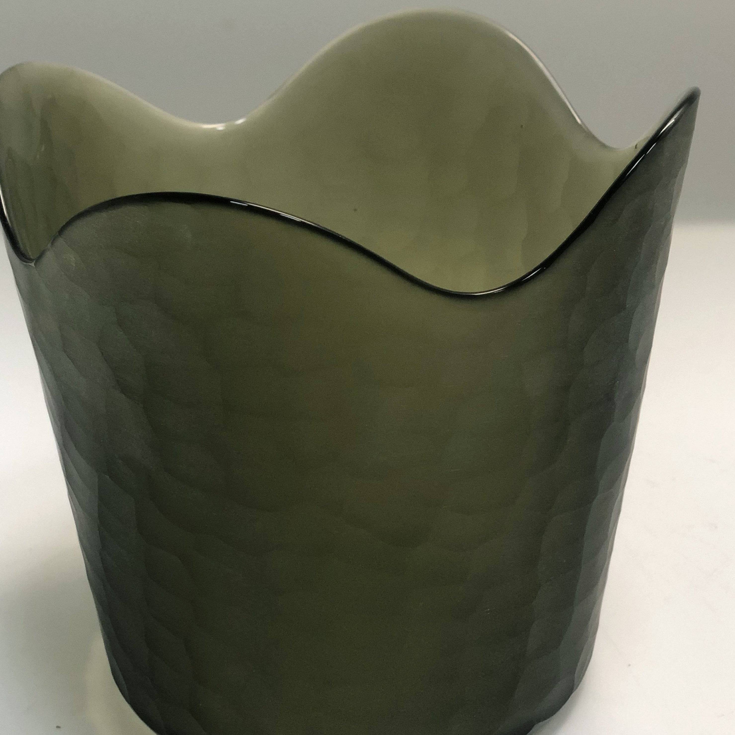 Handmade Balloton Glass Vase A0234-135-Gray -  Vases - ebarza Furniture UAE | Shop Modern Furniture in Abu Dhabi & Dubai - مفروشات ايبازرا في الامارات | تسوق اثاث عصري وديكورات مميزة في دبي وابوظبي