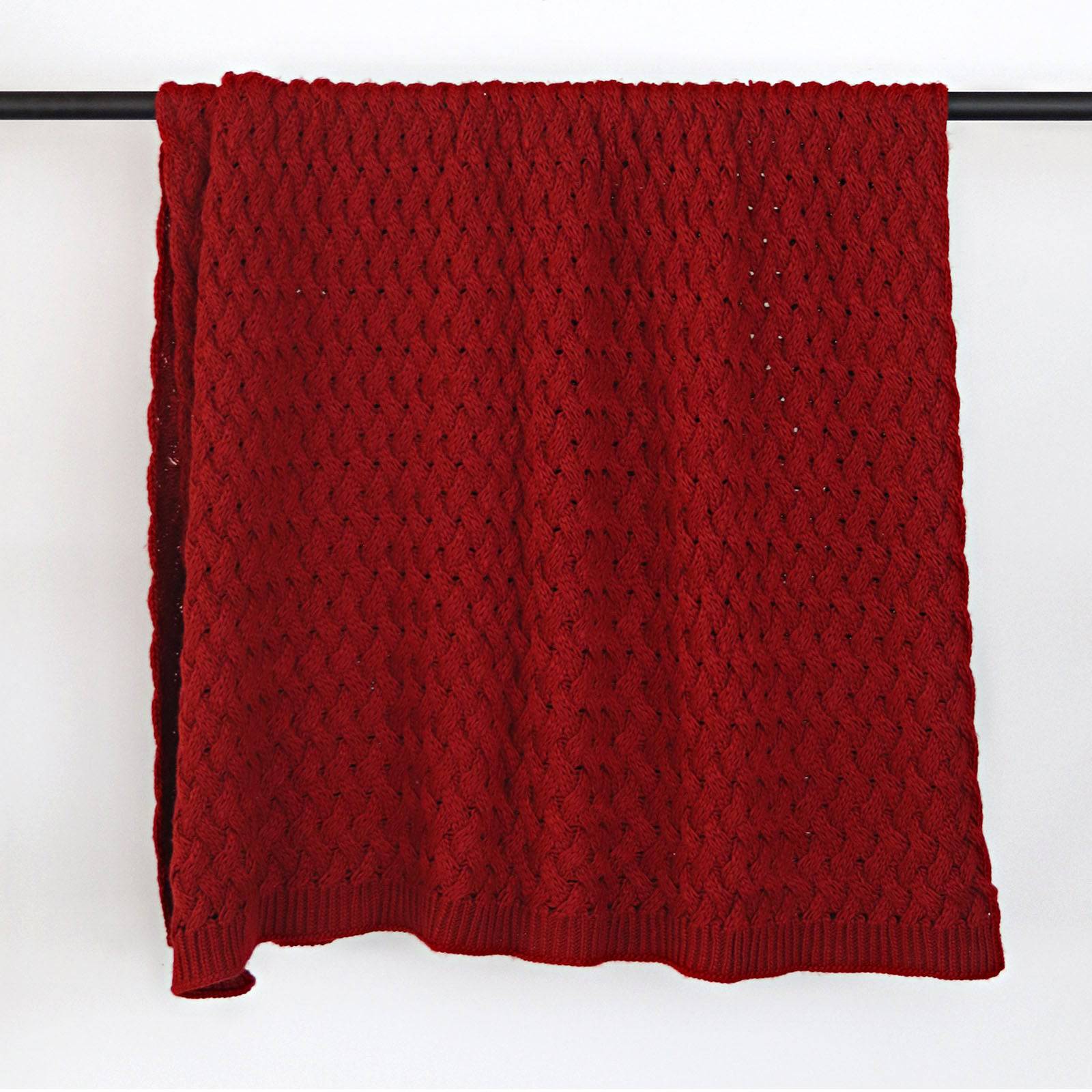 Handmade Chunky Throw Blanket  180401-002-Darkred -  Blankets - ebarza Furniture UAE | Shop Modern Furniture in Abu Dhabi & Dubai - مفروشات ايبازرا في الامارات | تسوق اثاث عصري وديكورات مميزة في دبي وابوظبي