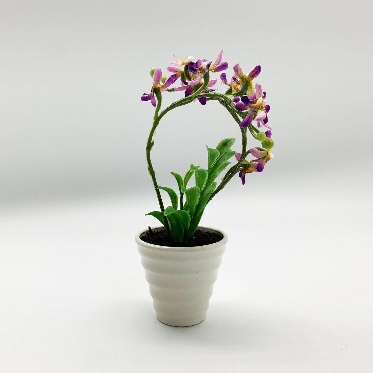 Handmade Decorative Artificial Plant+Planter Pot P00676-Purple - Planter Boxes - ebarza Furniture UAE | Shop Modern Furniture in Abu Dhabi & Dubai - مفروشات ايبازرا في الامارات | تسوق اثاث عصري وديكورات مميزة في دبي وابوظبي